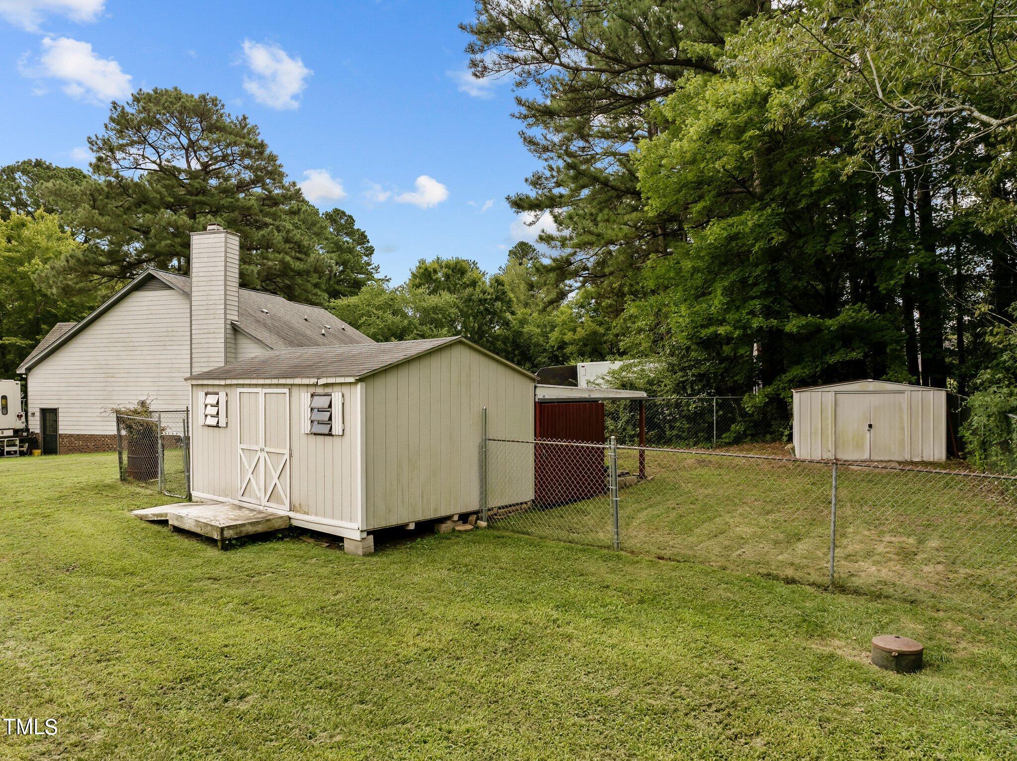 5001 Huntingcreek Drive