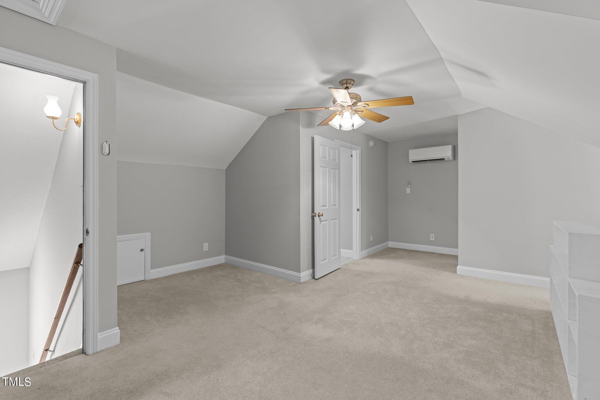 5001 Huntingcreek Drive