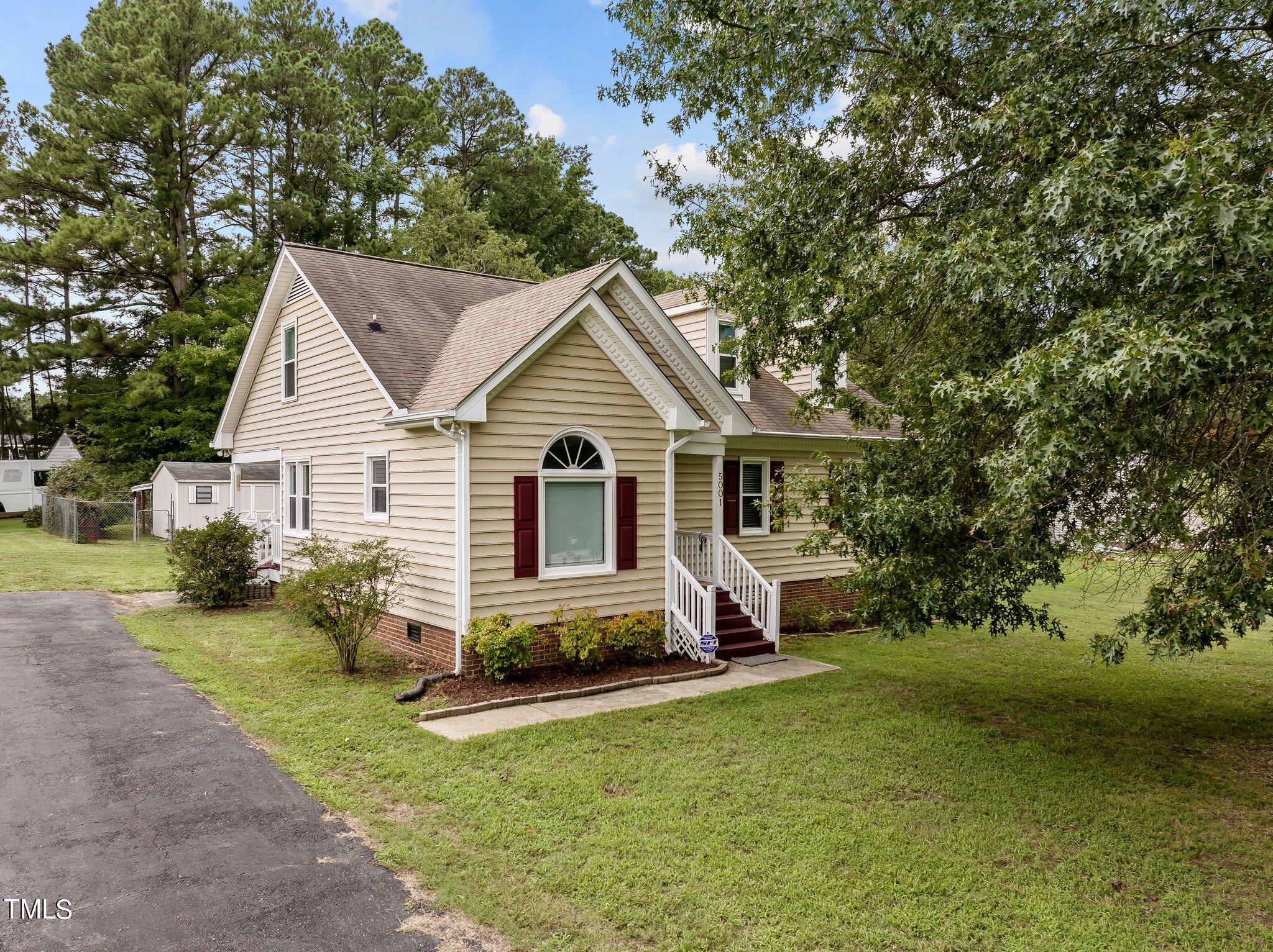 5001 Huntingcreek Drive