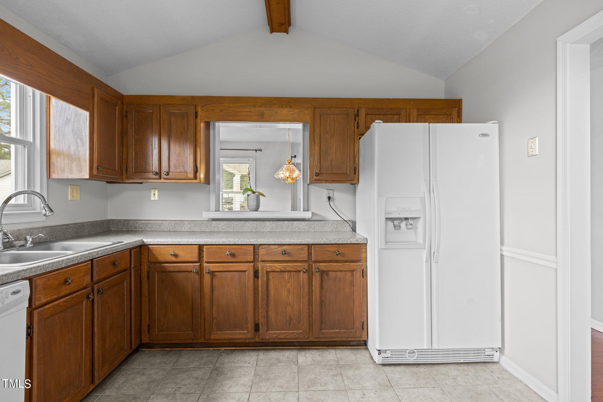 5001 Huntingcreek Drive