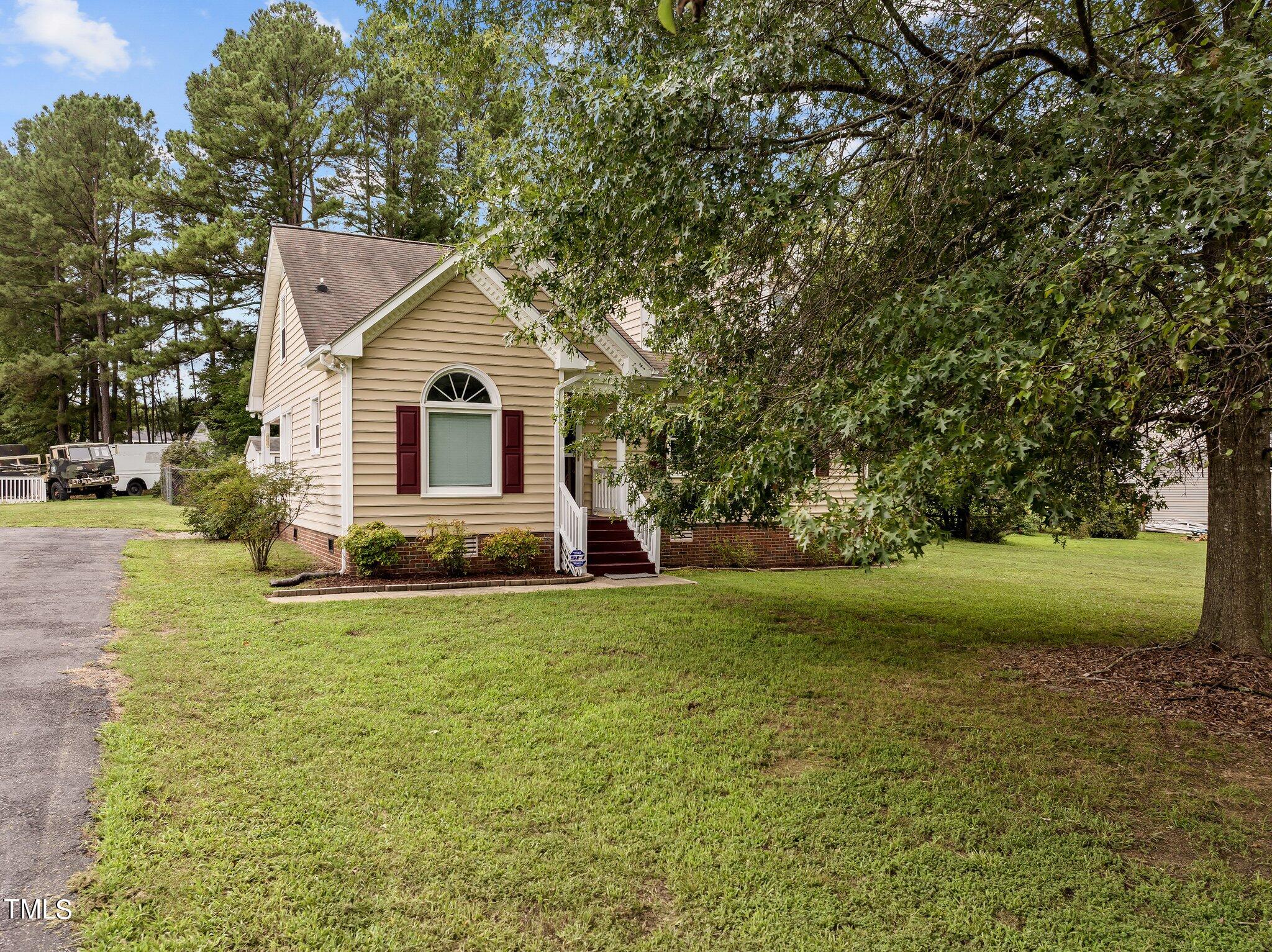 5001 Huntingcreek Drive