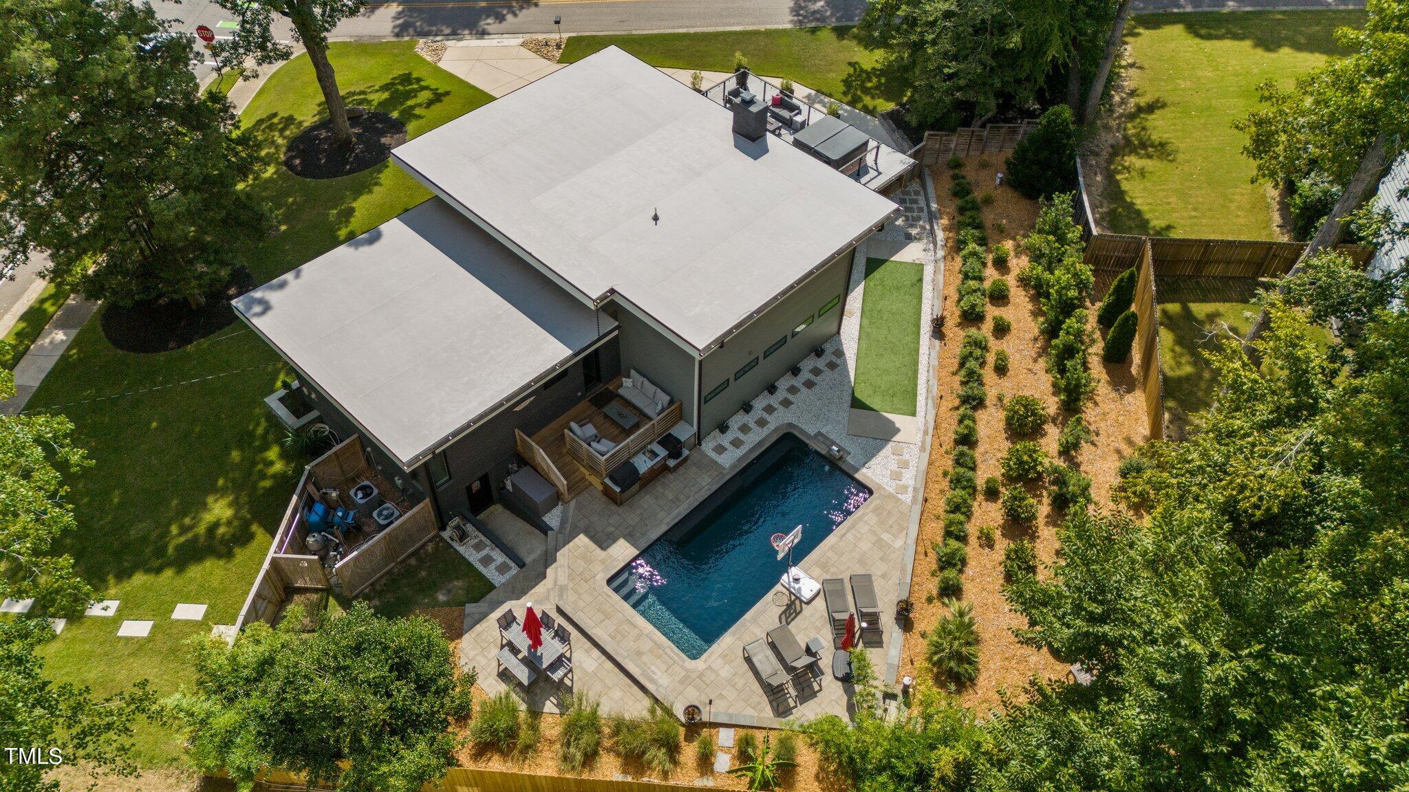 4000 Wingate Drive