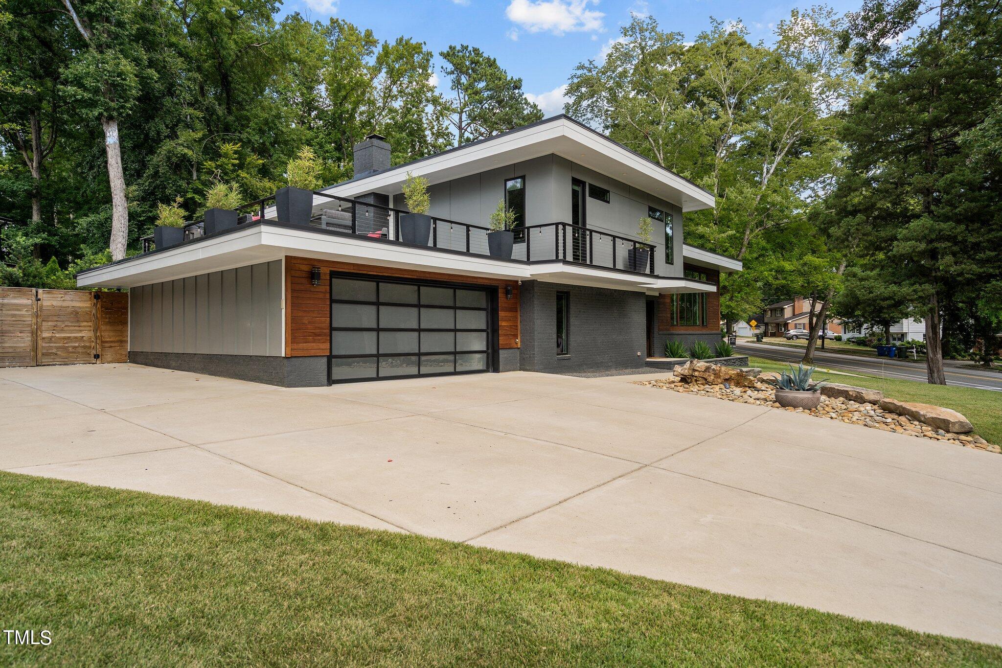 4000 Wingate Drive