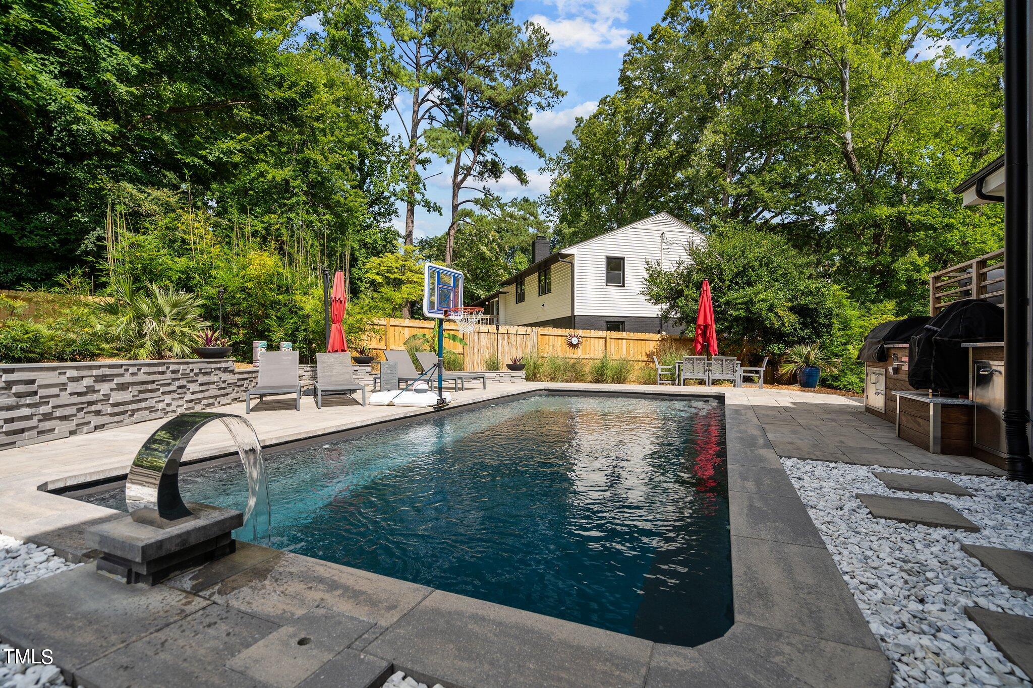 4000 Wingate Drive