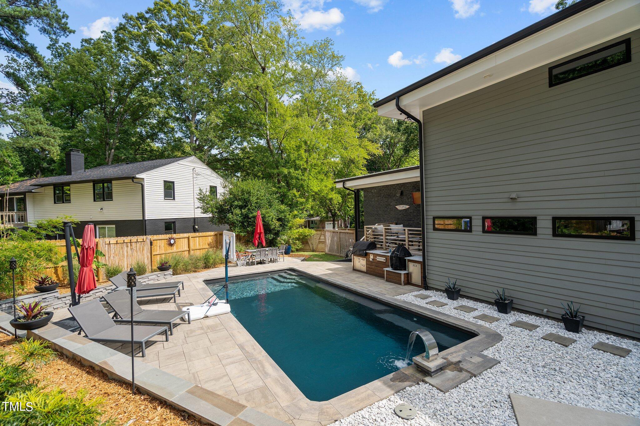 4000 Wingate Drive