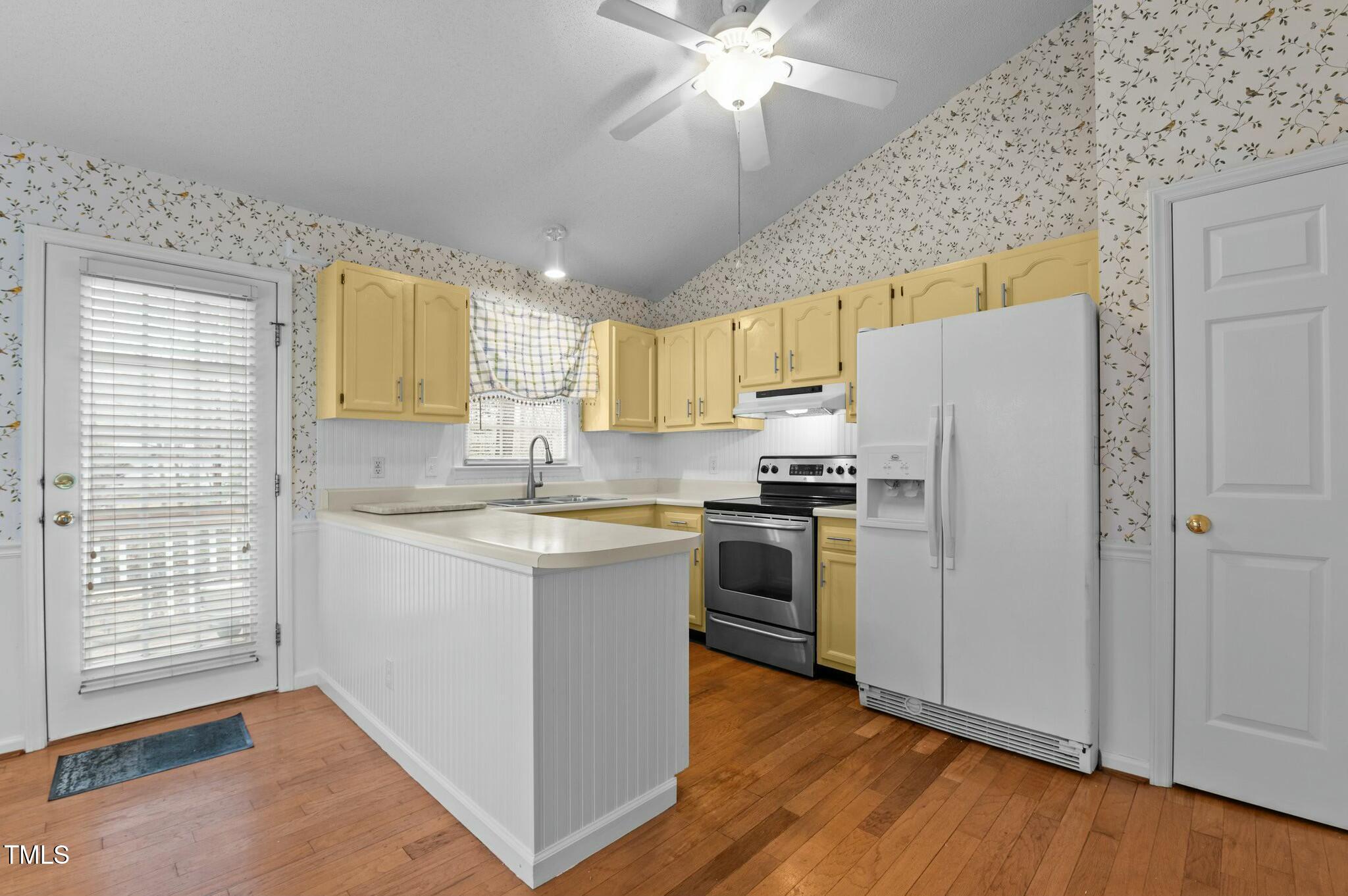 345 Thornwood Lane