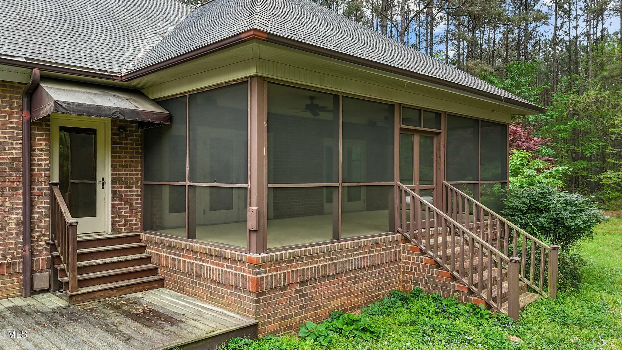 9338 Bray Road