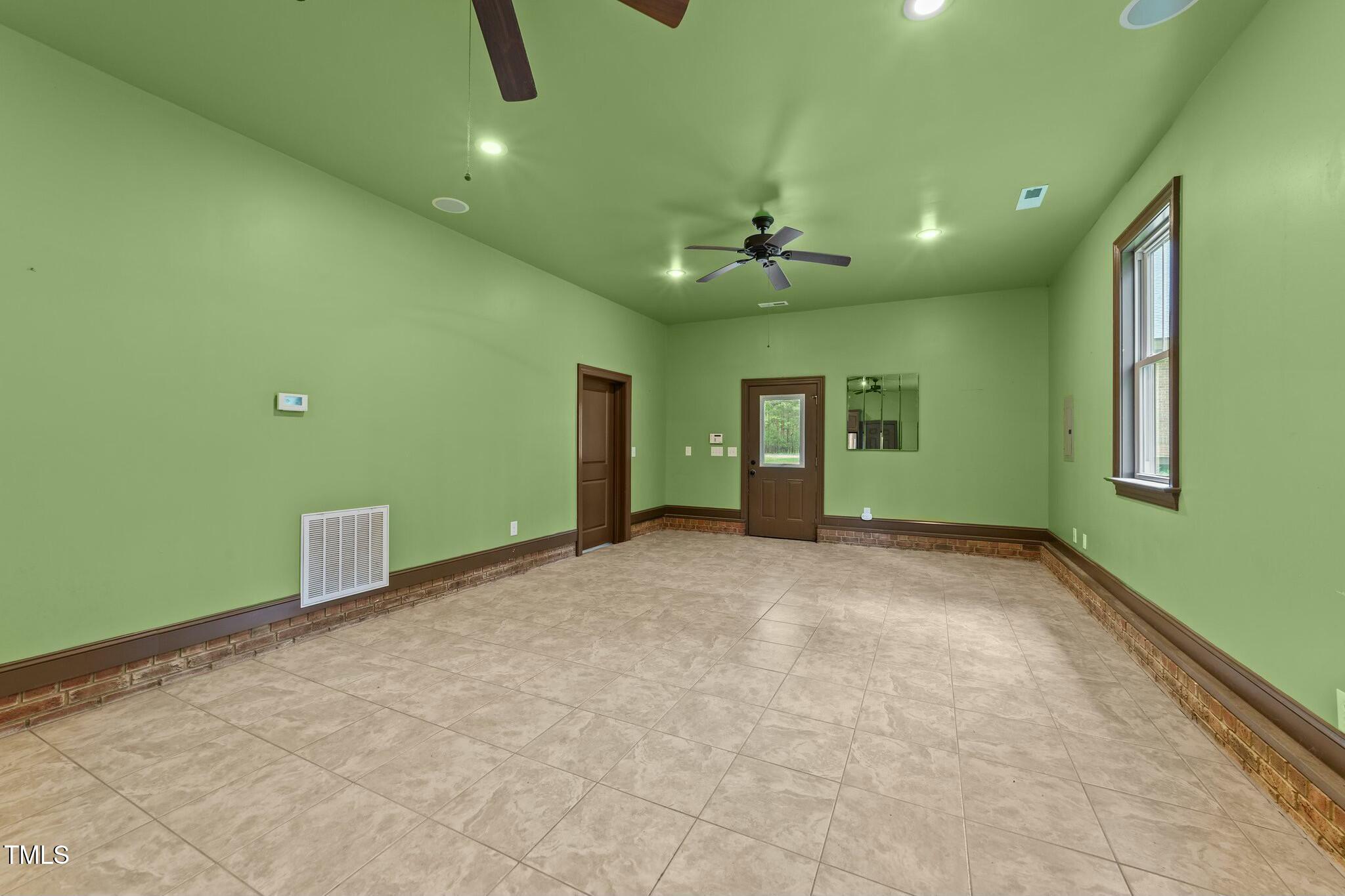 9338 Bray Road