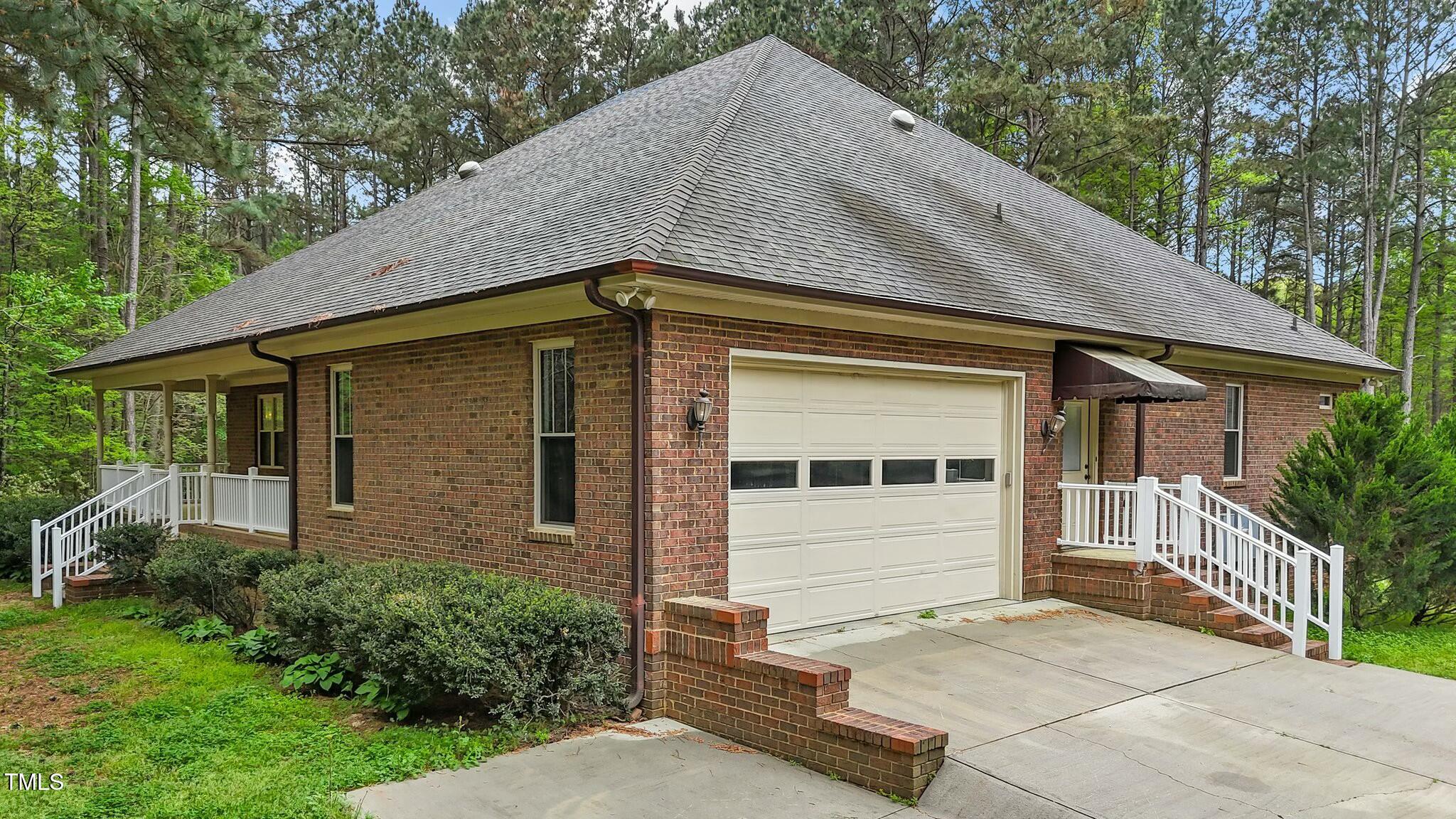 9338 Bray Road