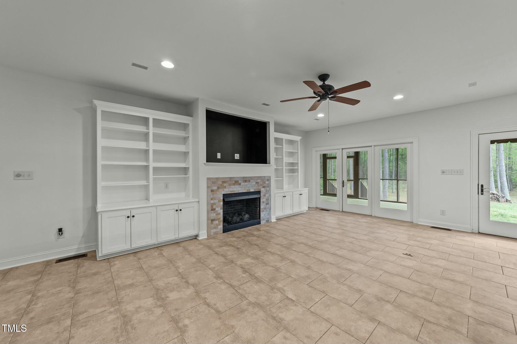 9338 Bray Road
