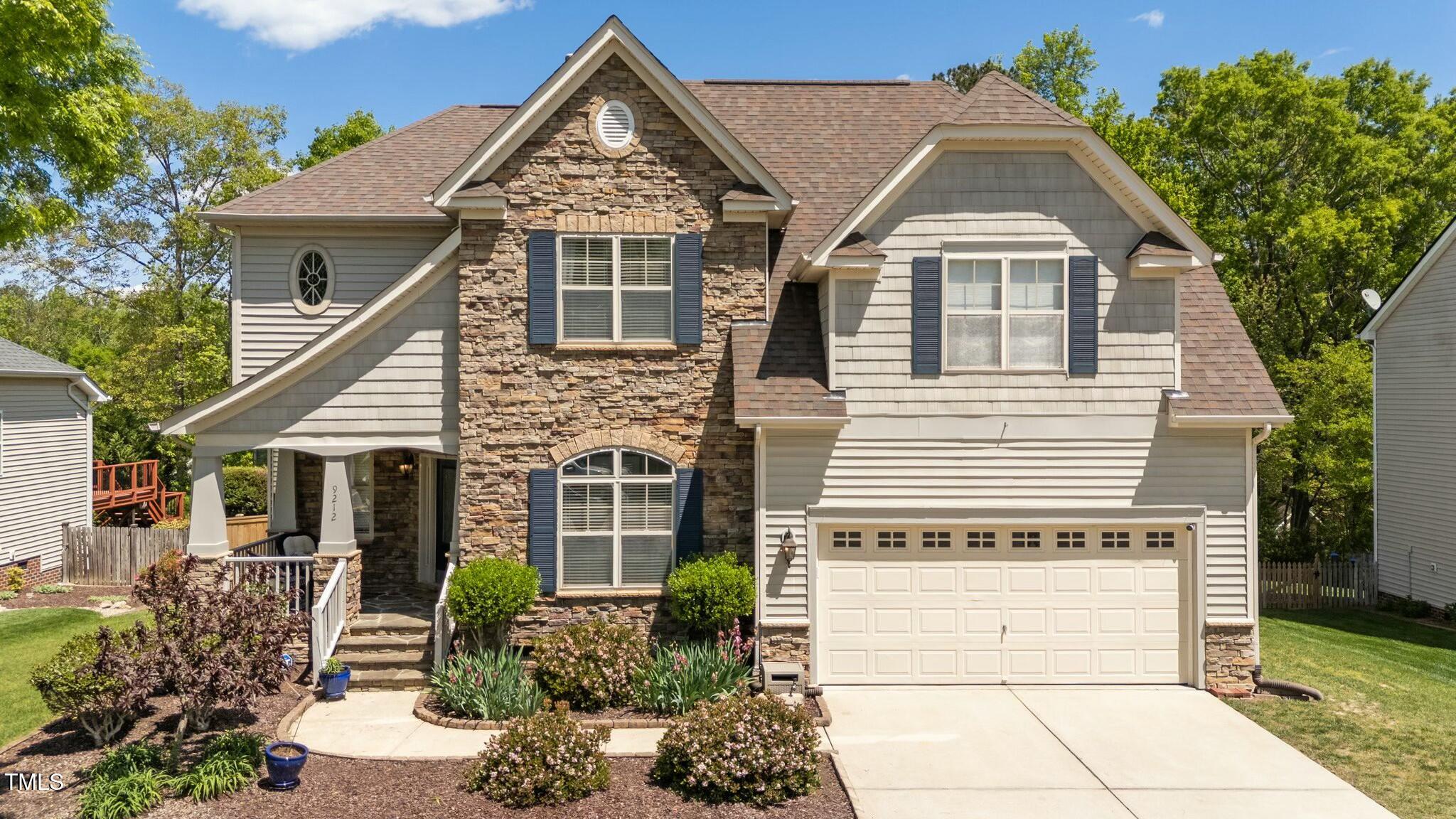 9212 Linslade Way