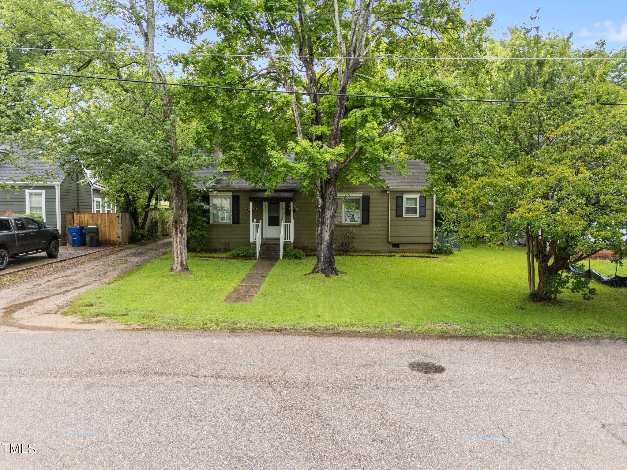 313 Colleton Road