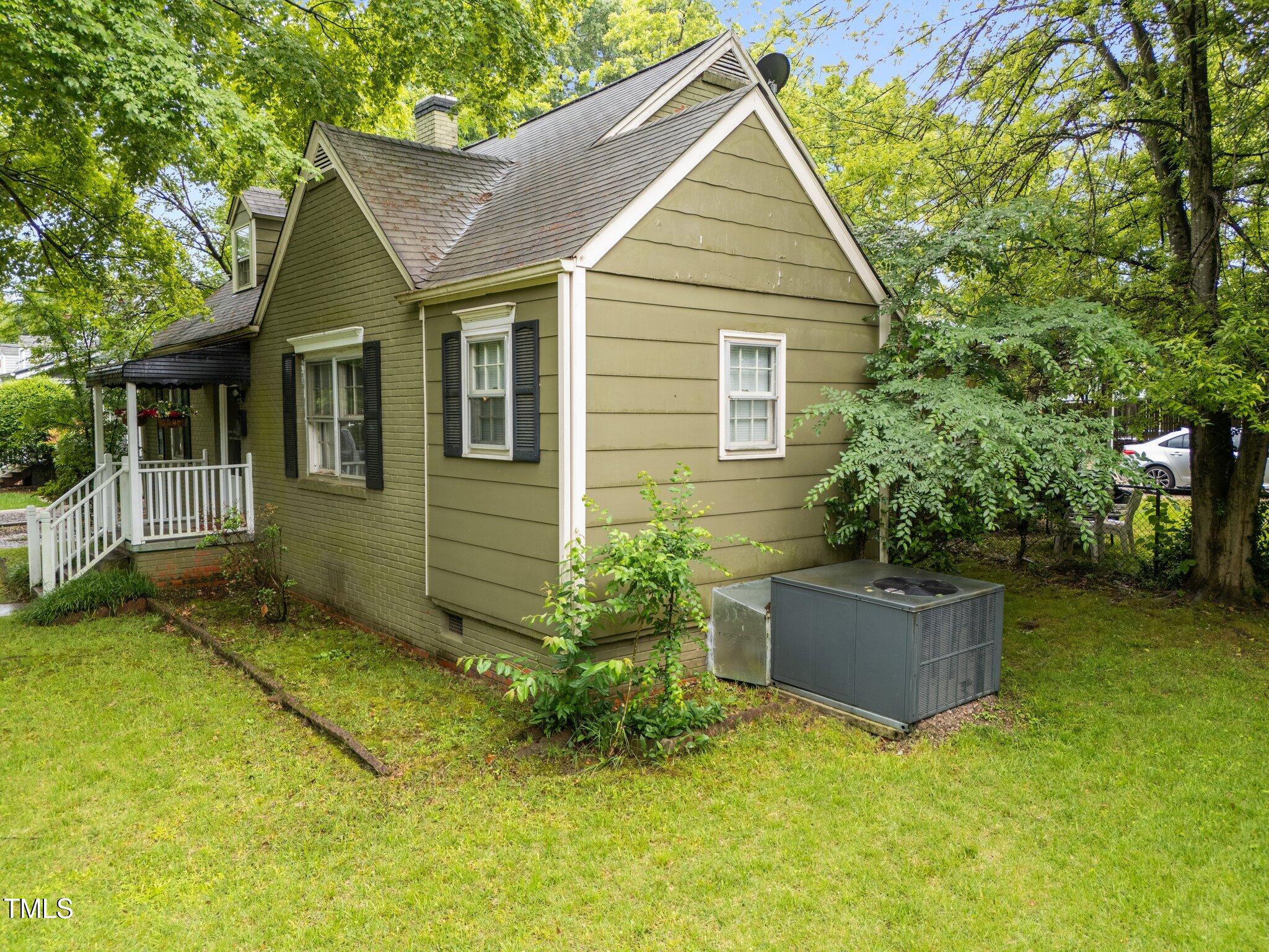 313 Colleton Road