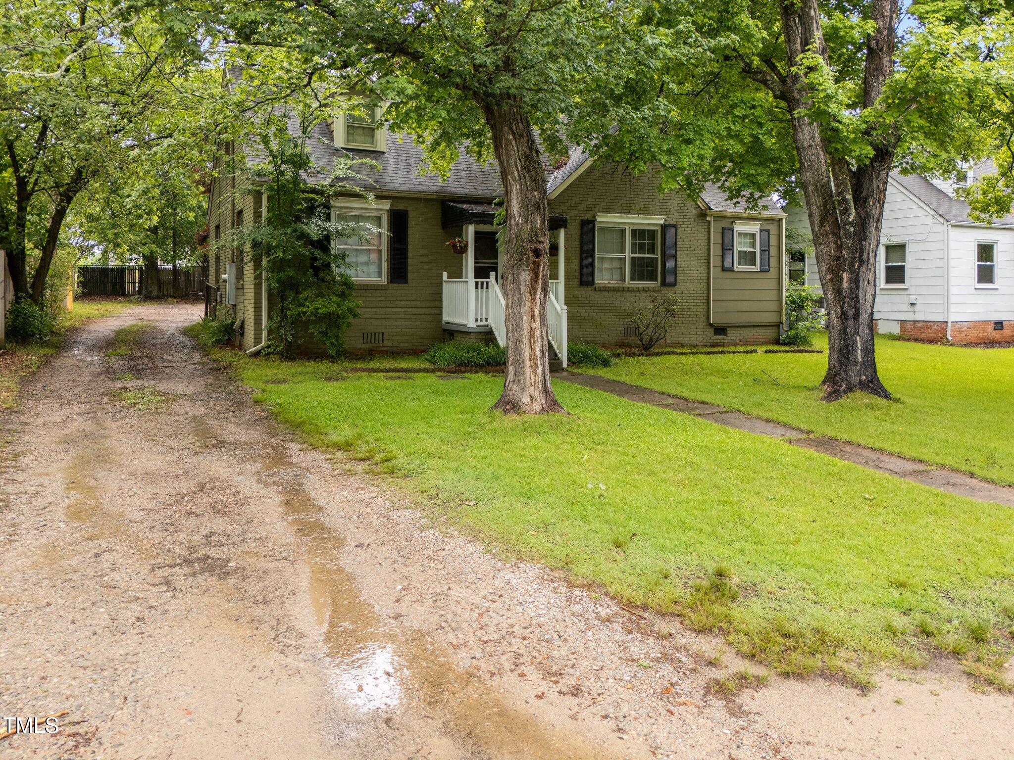 313 Colleton Road
