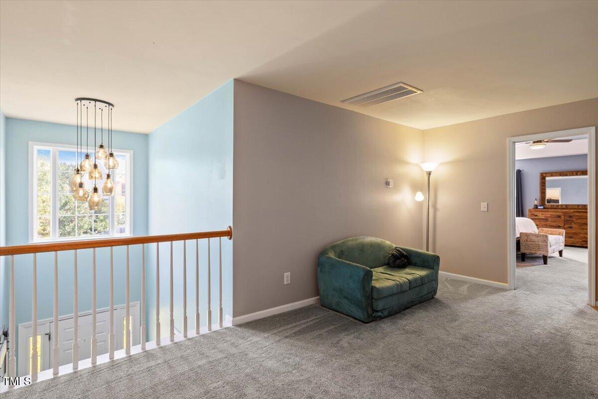 947 Middle Ground Avenue