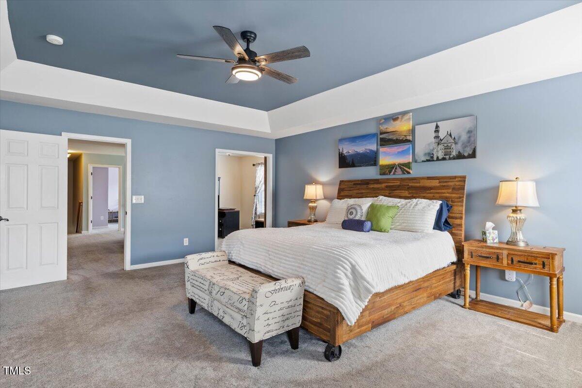 947 Middle Ground Avenue