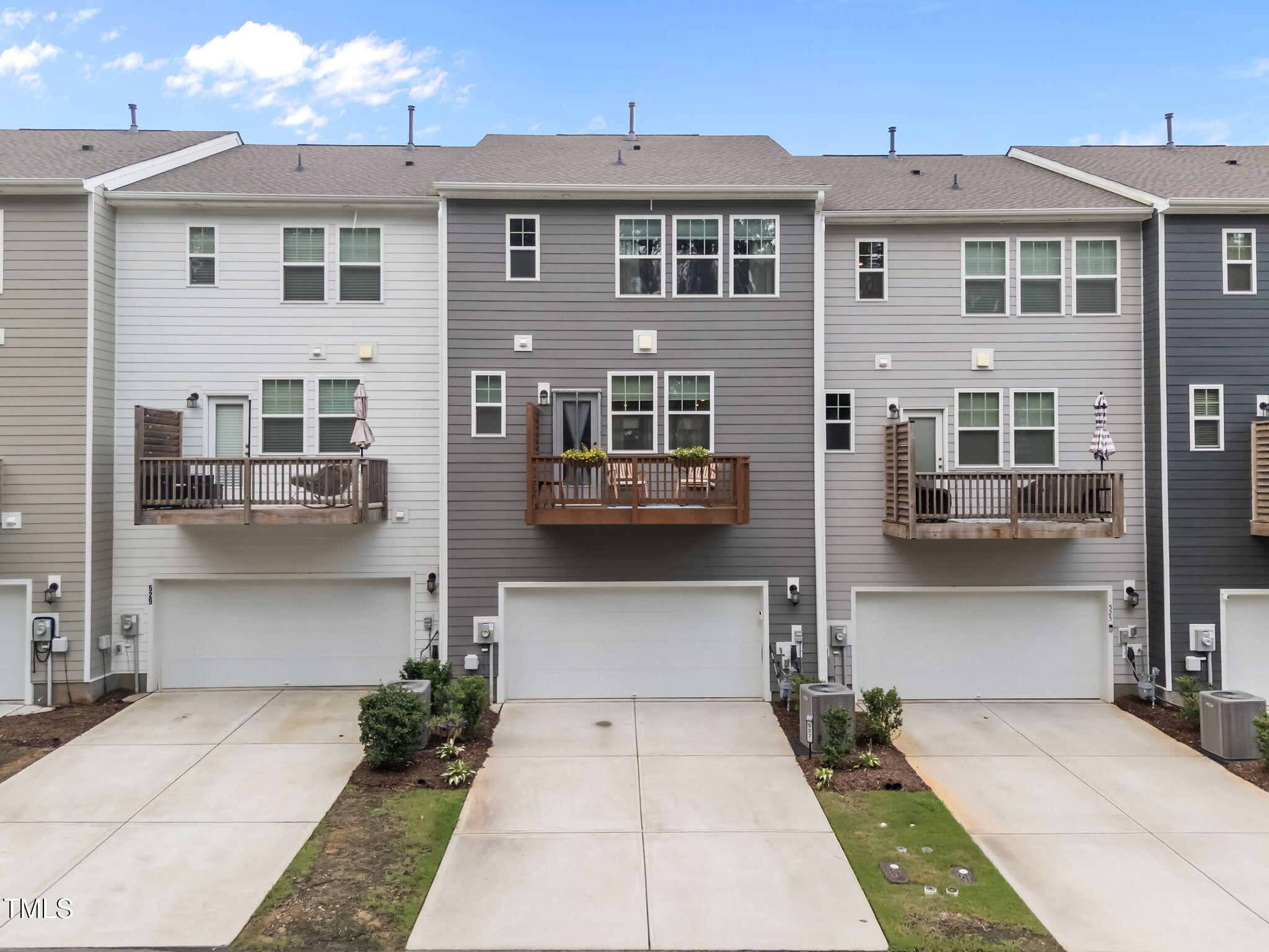 527 Traditions Grande Boulevard