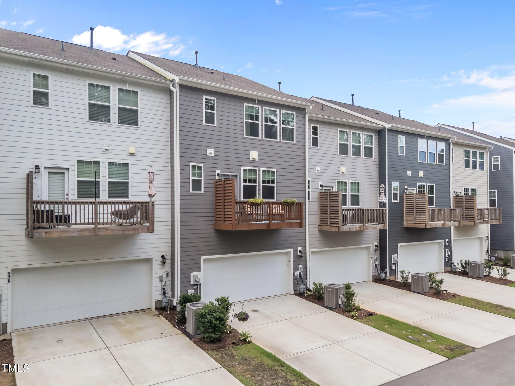 527 Traditions Grande Boulevard