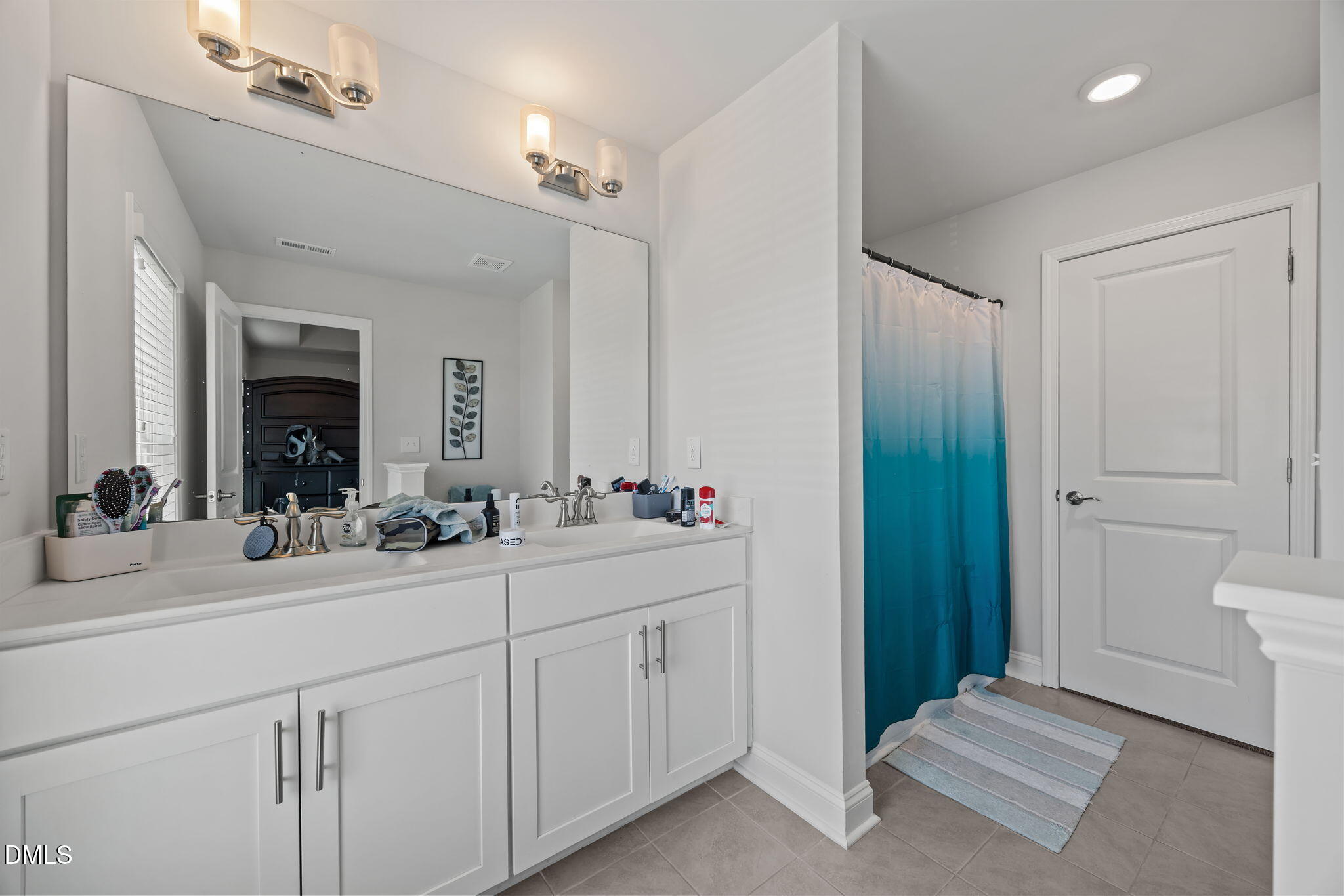 527 Gateway Townes Boulevard