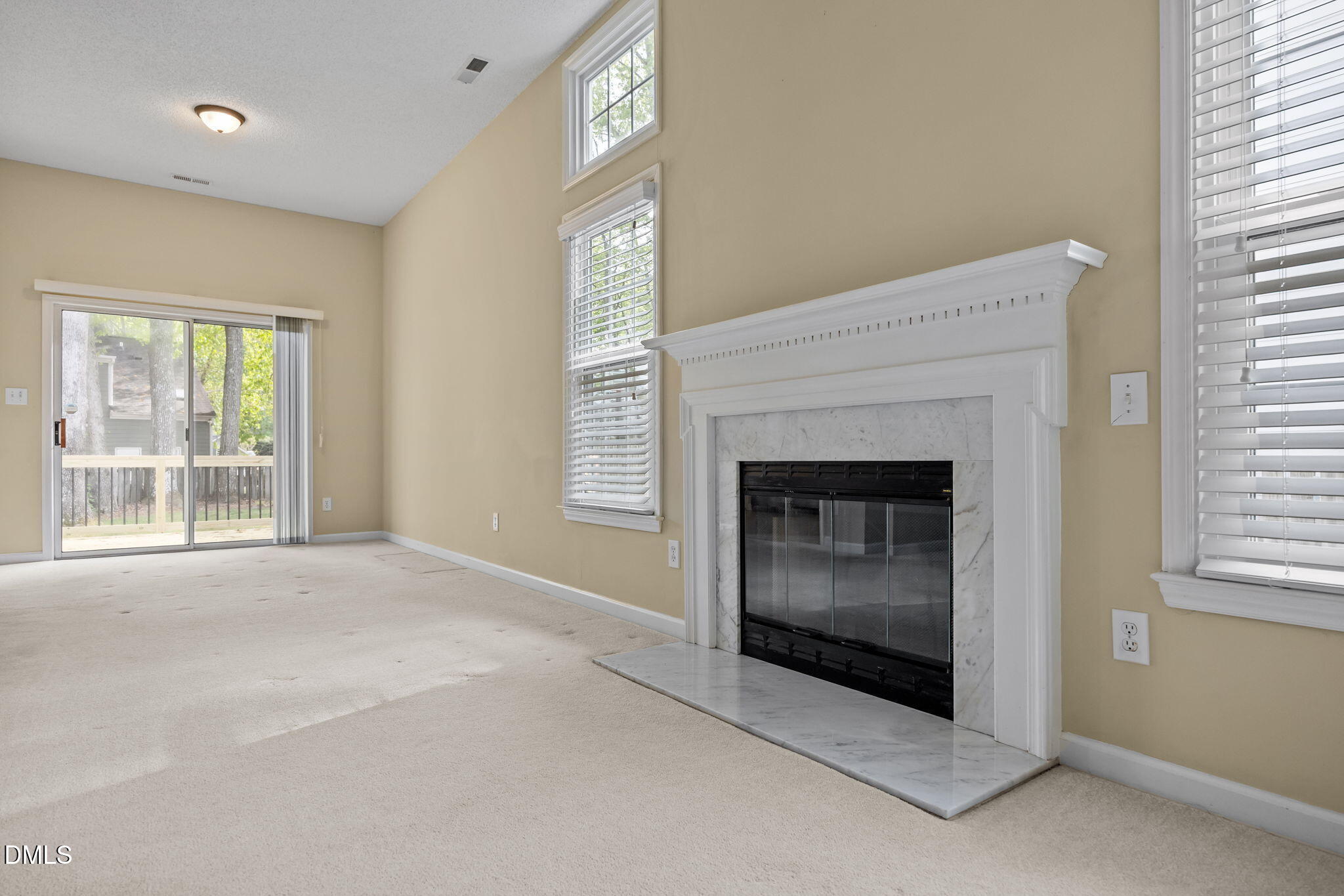 2612 Deanwood Drive
