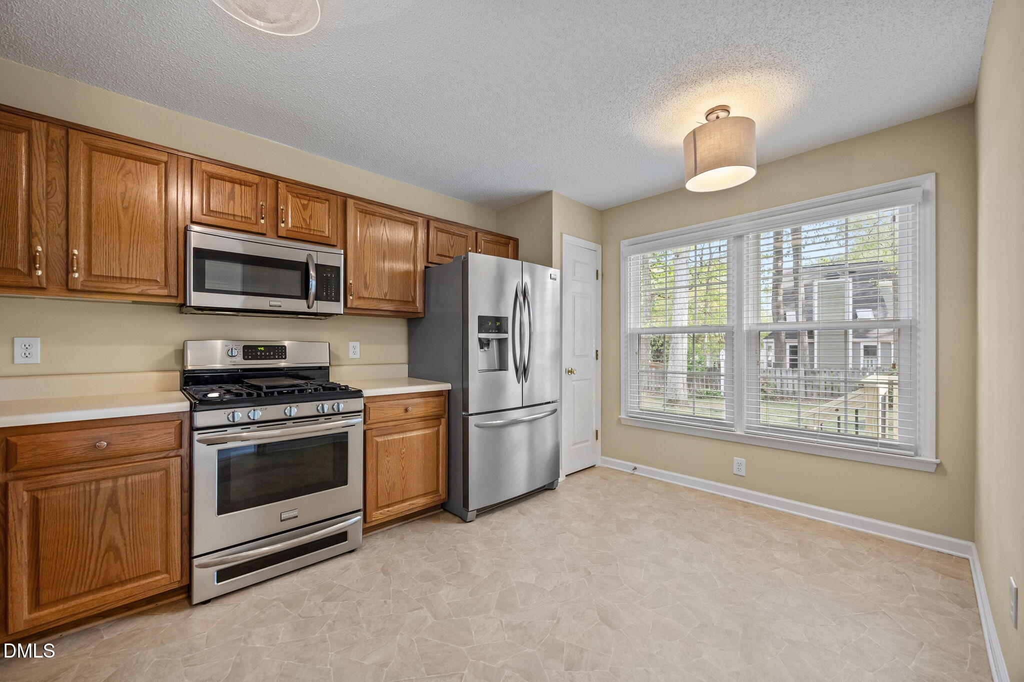 2612 Deanwood Drive