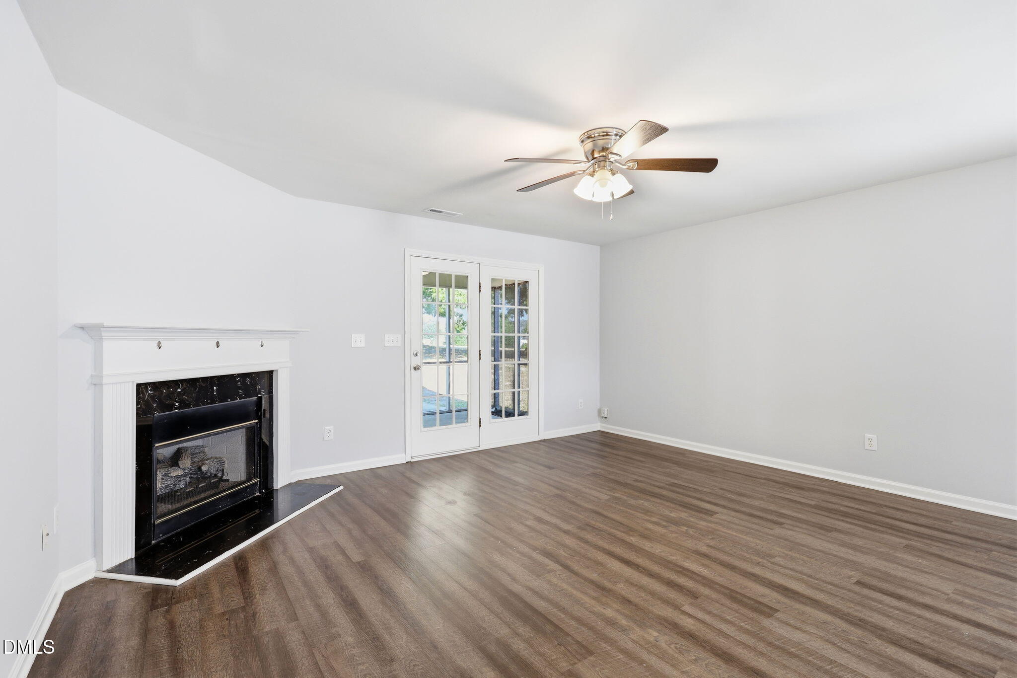 2121 Ventana Lane