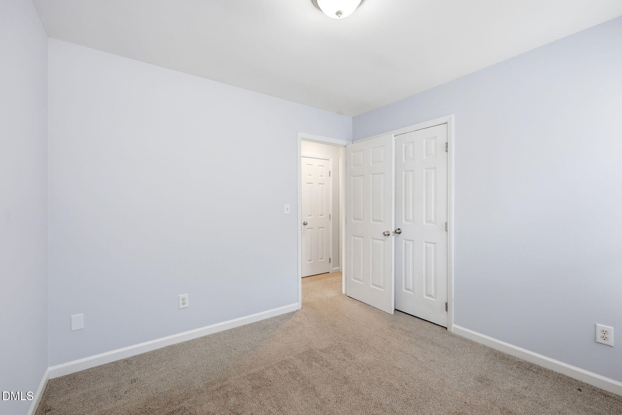 2121 Ventana Lane