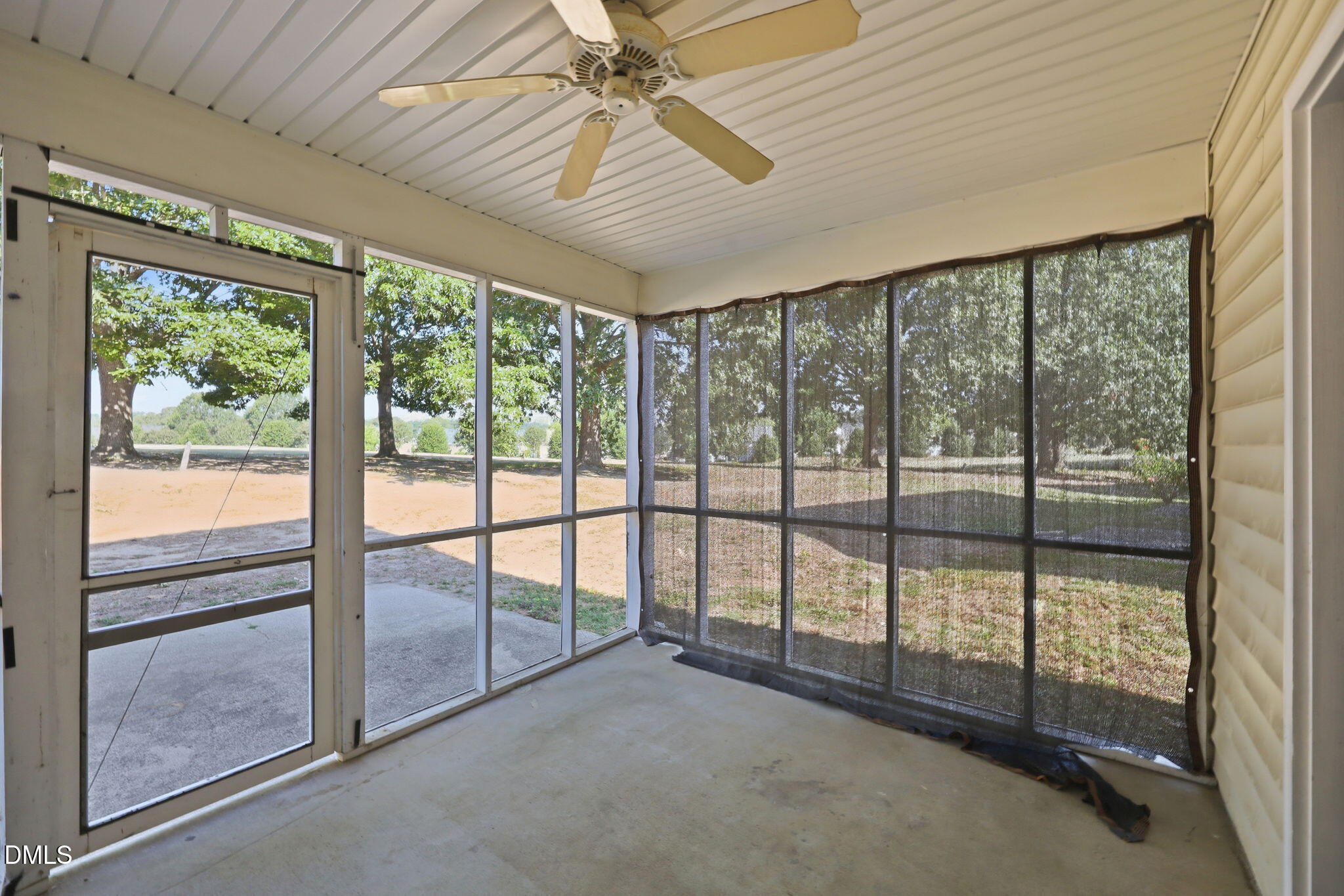2121 Ventana Lane