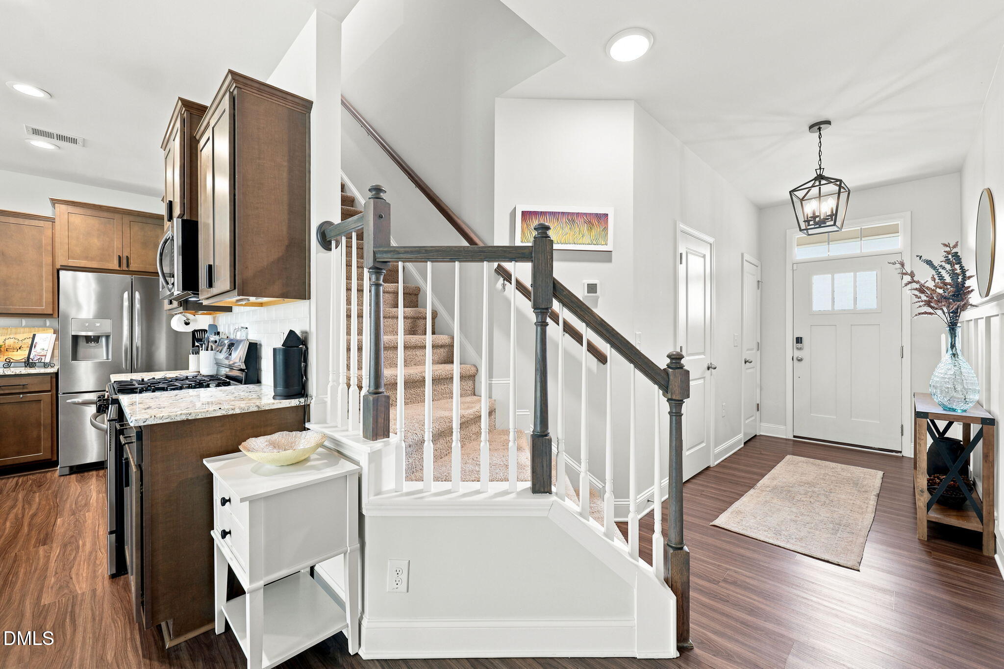 1006 Azimuth Drive