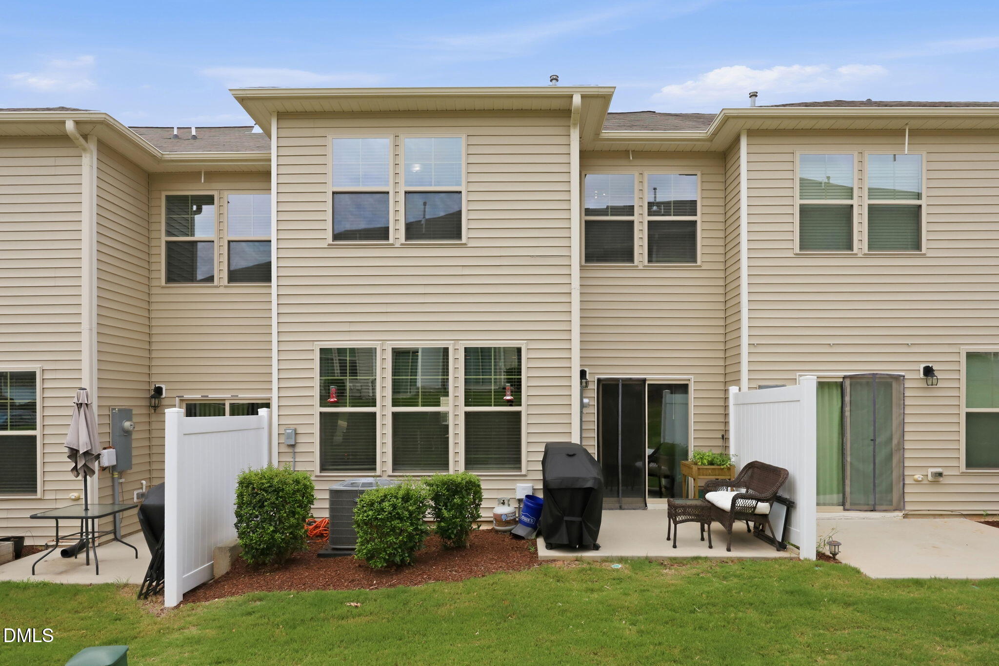 1006 Azimuth Drive