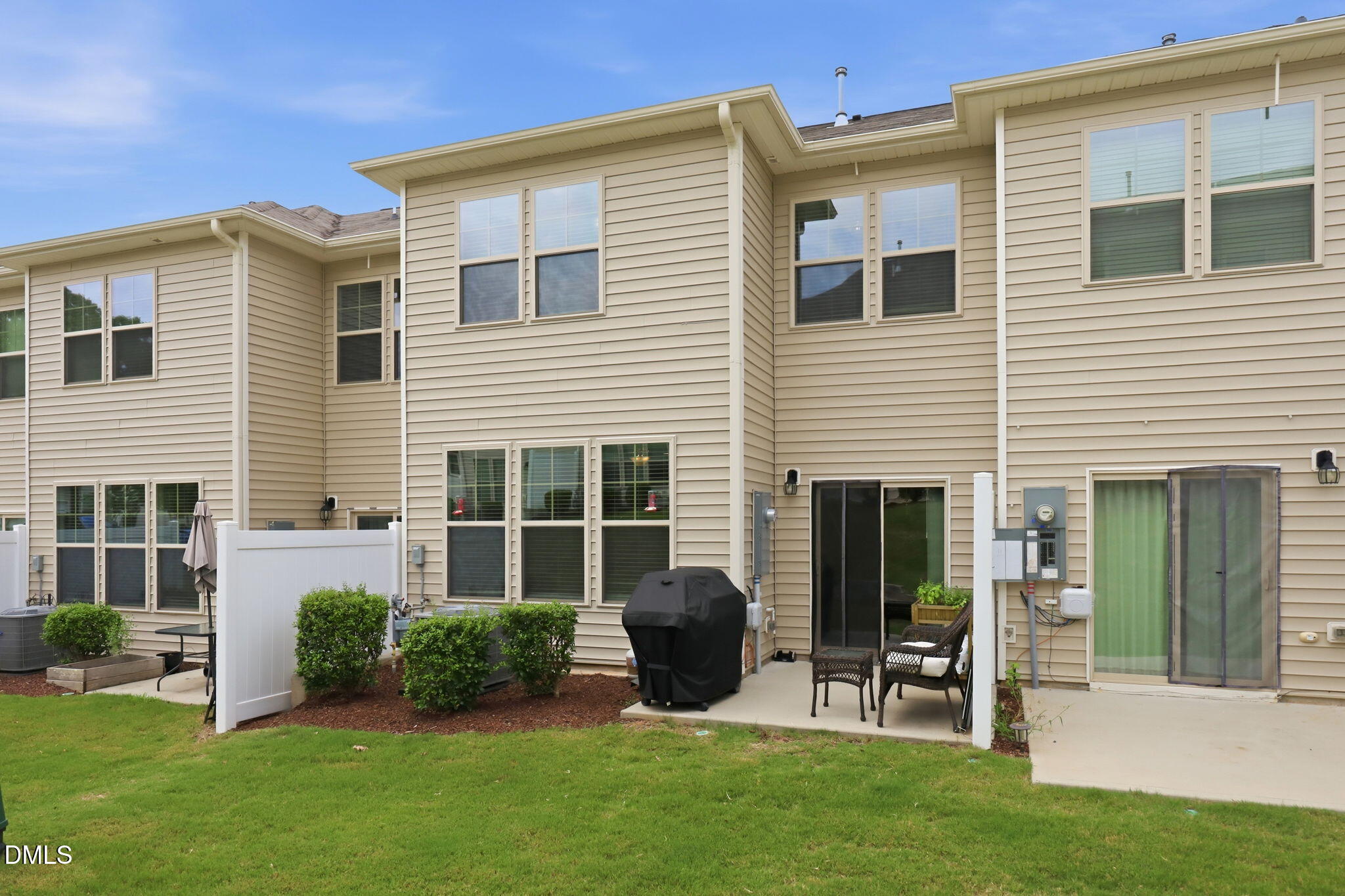 1006 Azimuth Drive