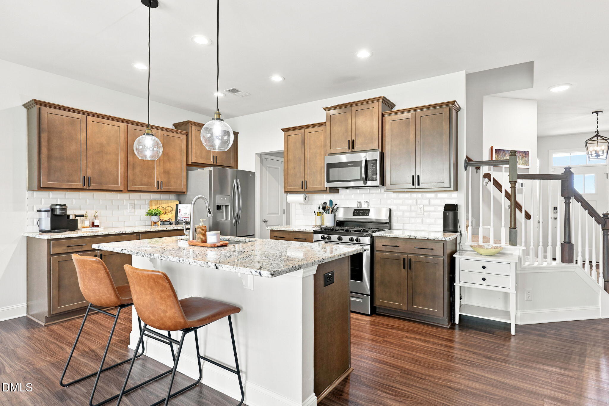1006 Azimuth Drive