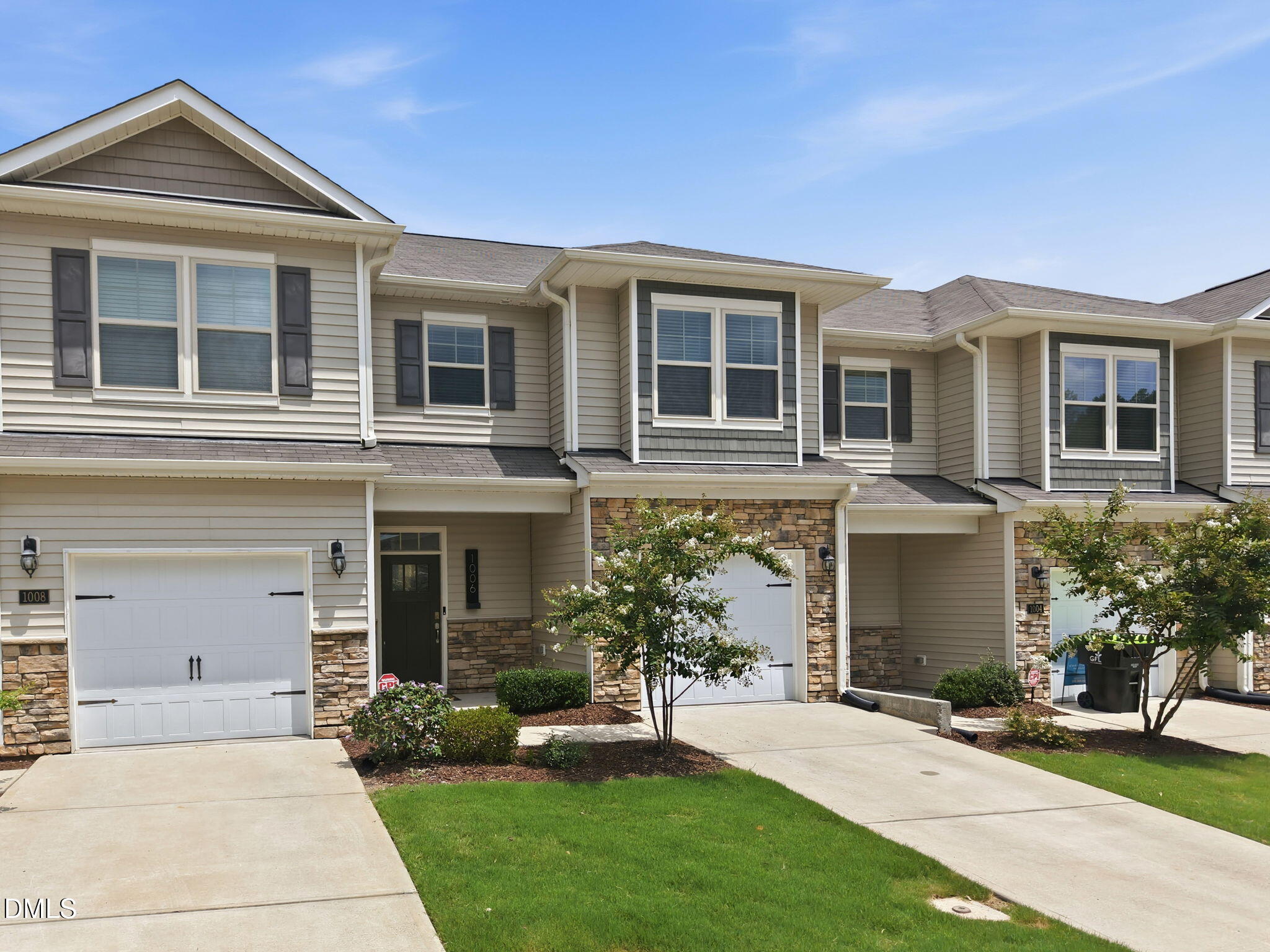 1006 Azimuth Drive