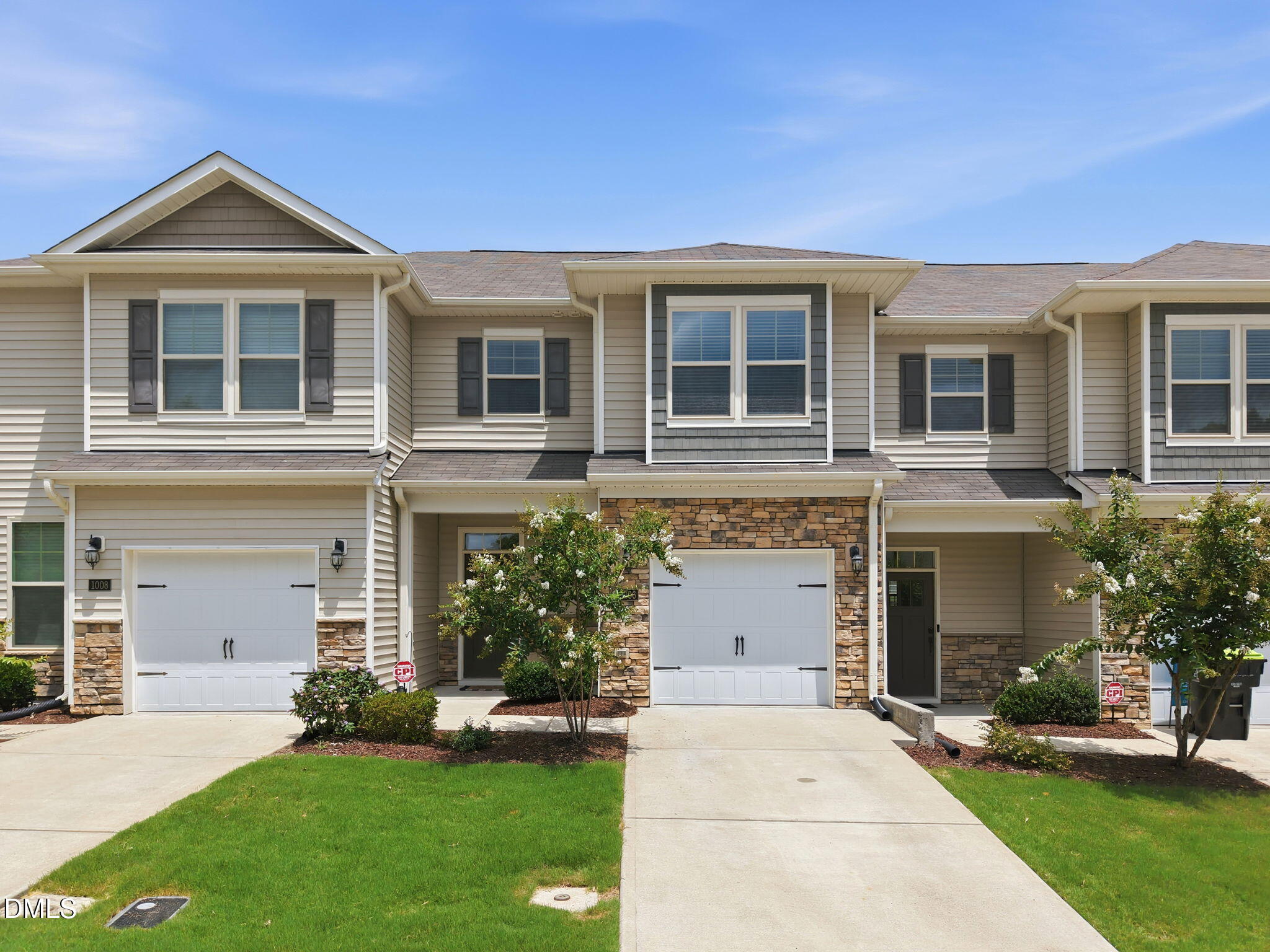 1006 Azimuth Drive