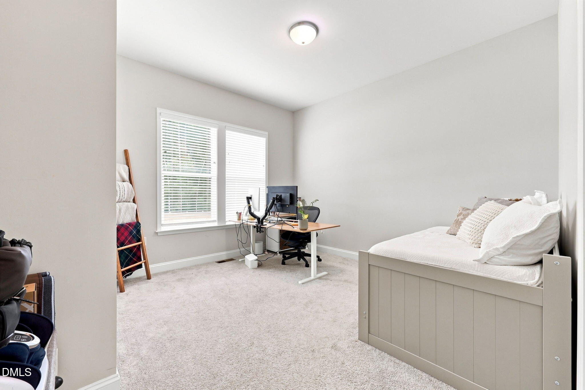 60 Gadwall Court
