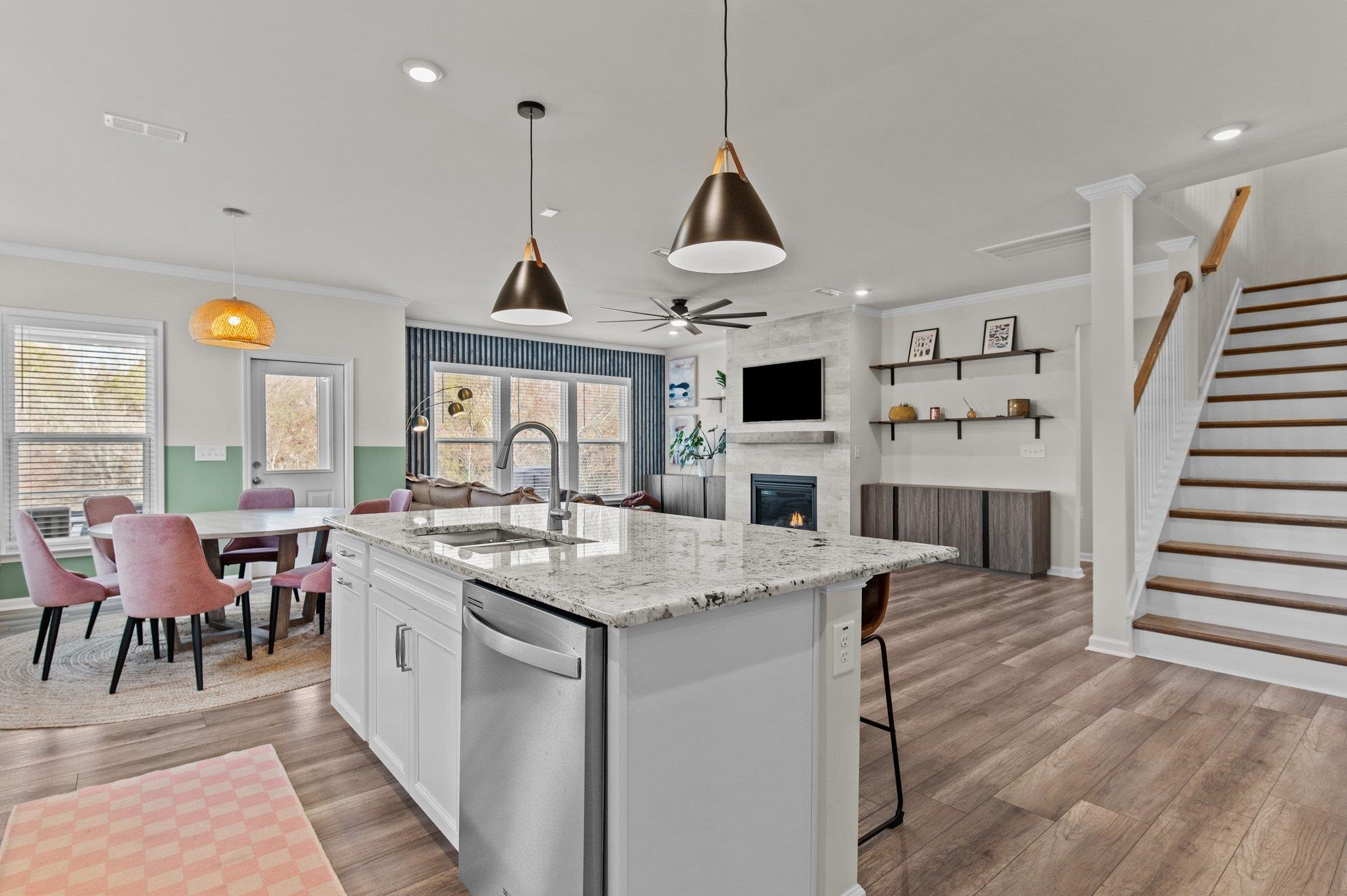 401 Heritage Regency Drive