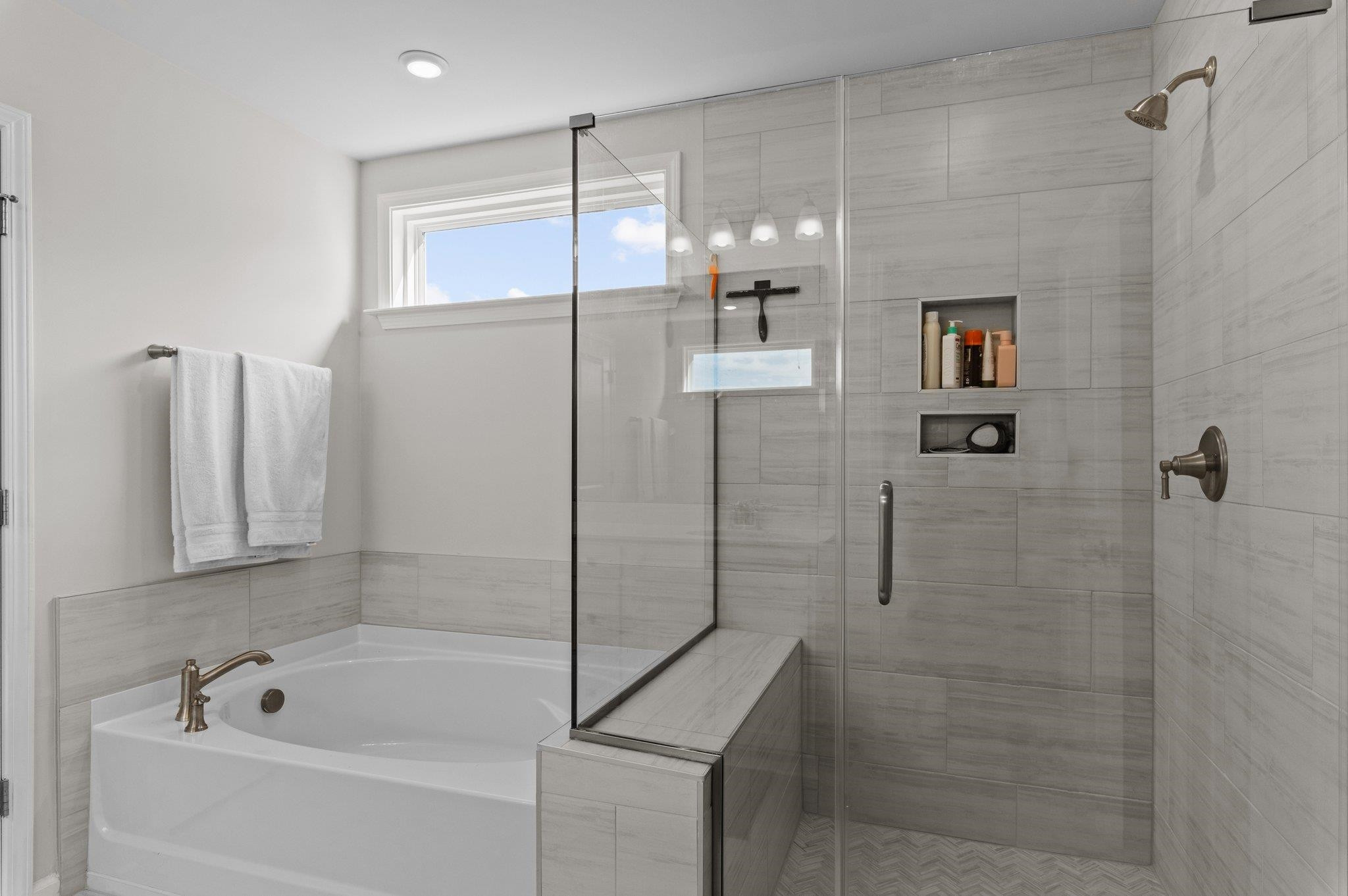 401 Heritage Regency Drive