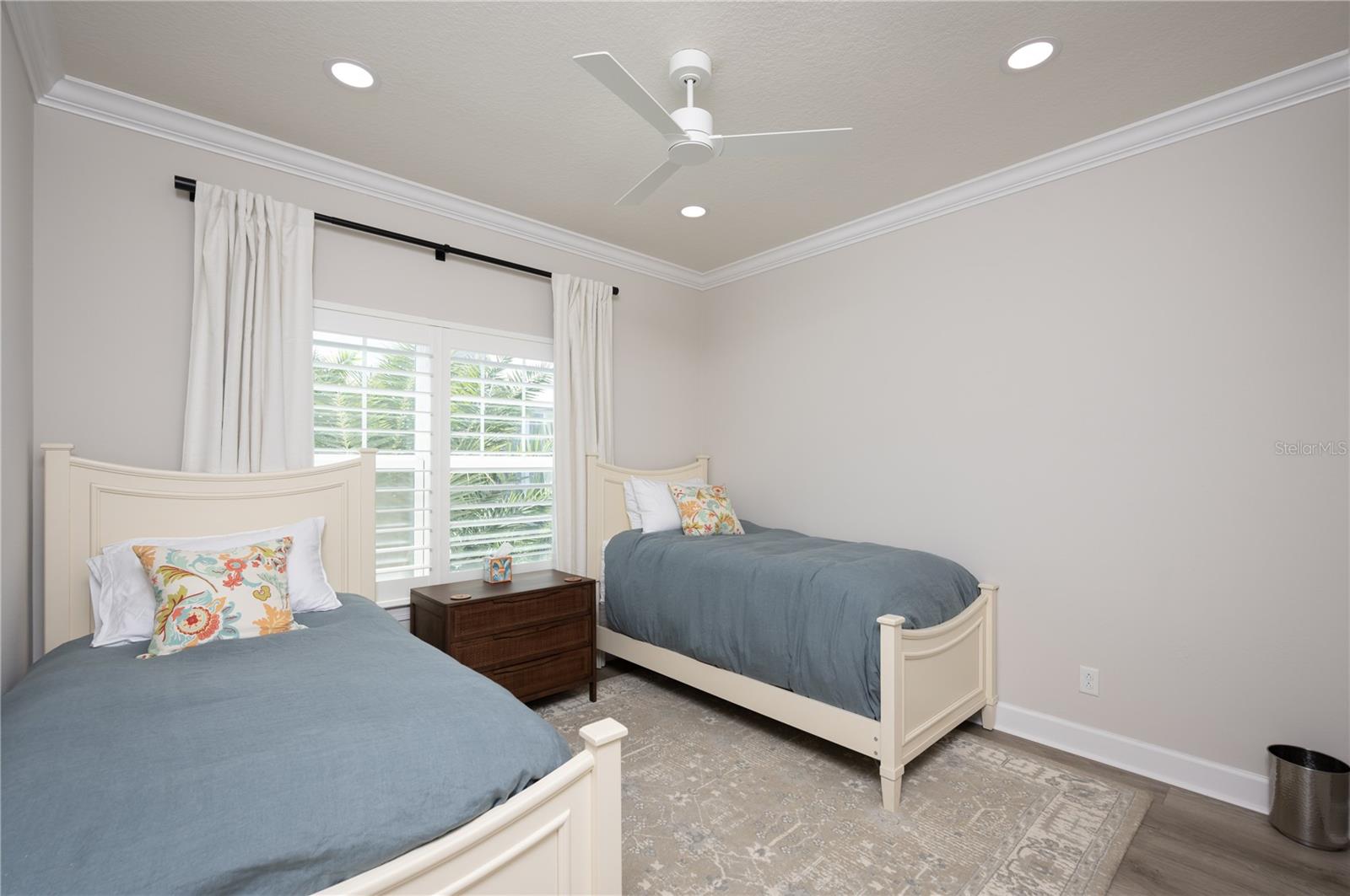 5941 ANCHORAGE WAY S