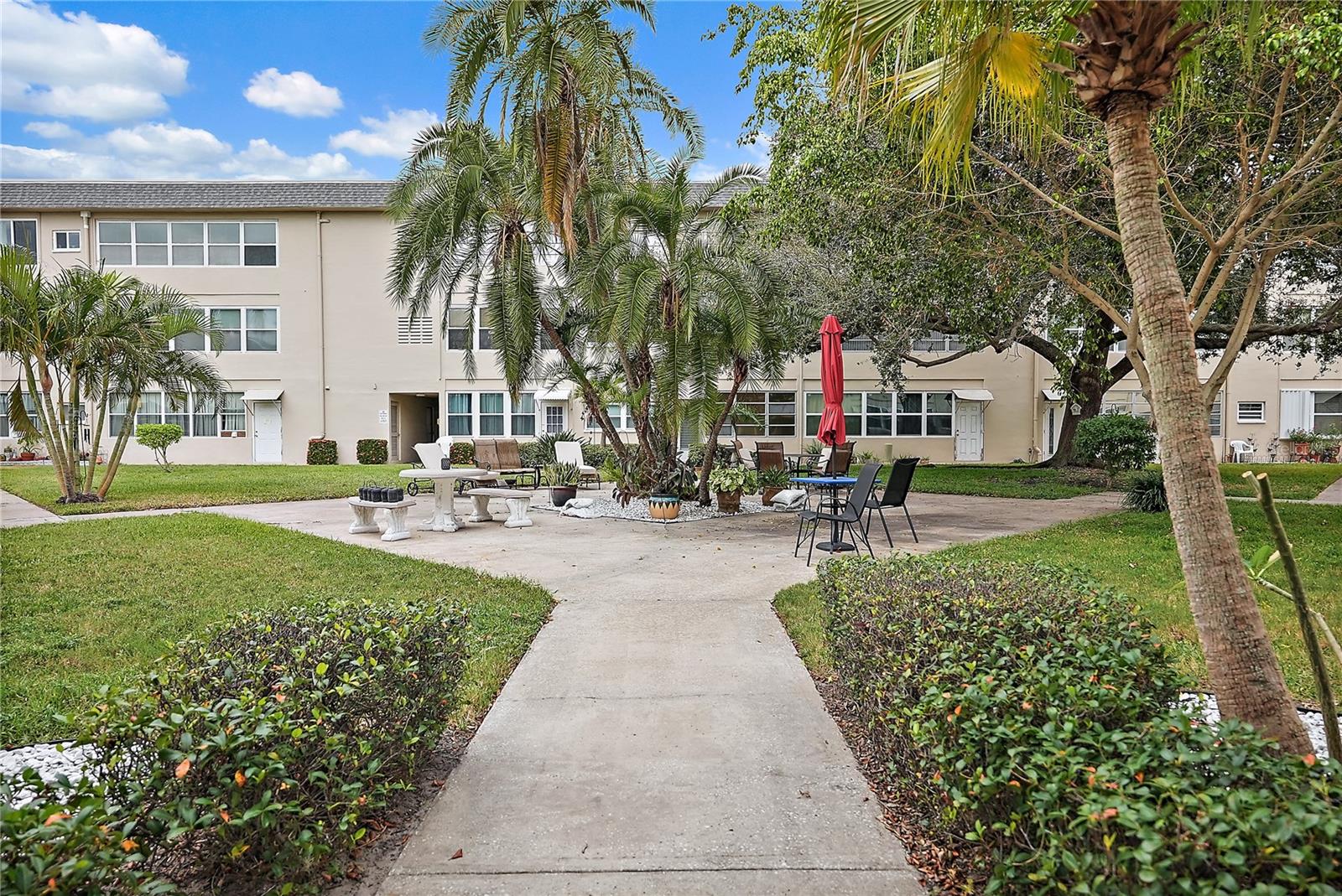 5720 13TH AVE N #203B