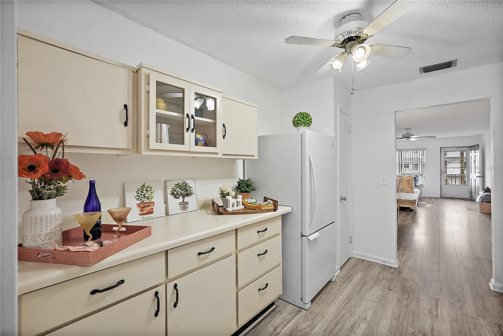 5720 13TH AVE N #203B