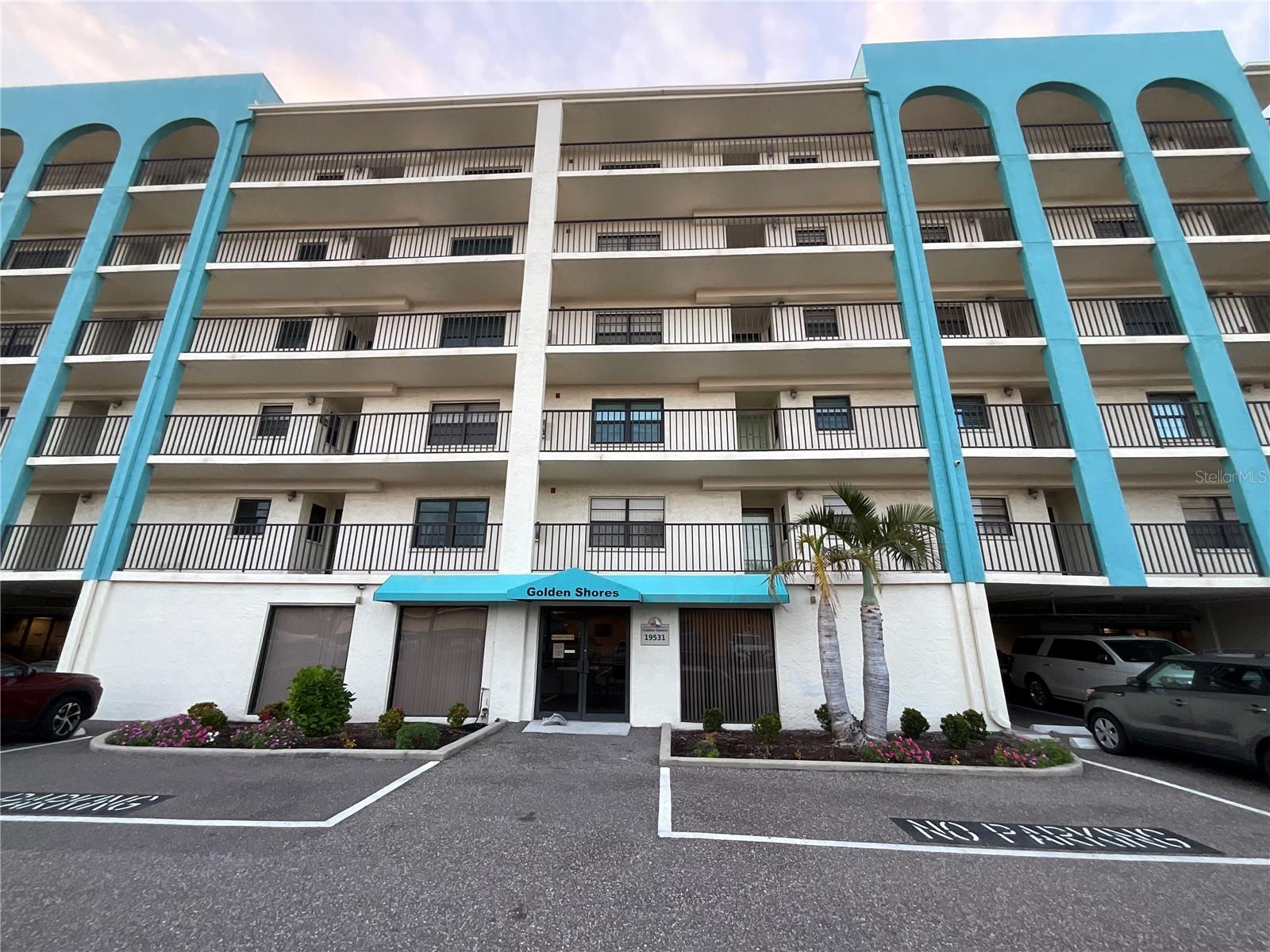 19531 GULF BLVD #612