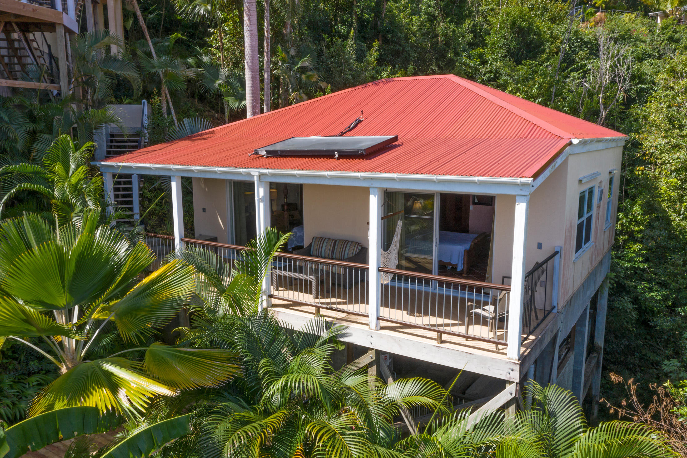 10-30C-4 Carolina, St John