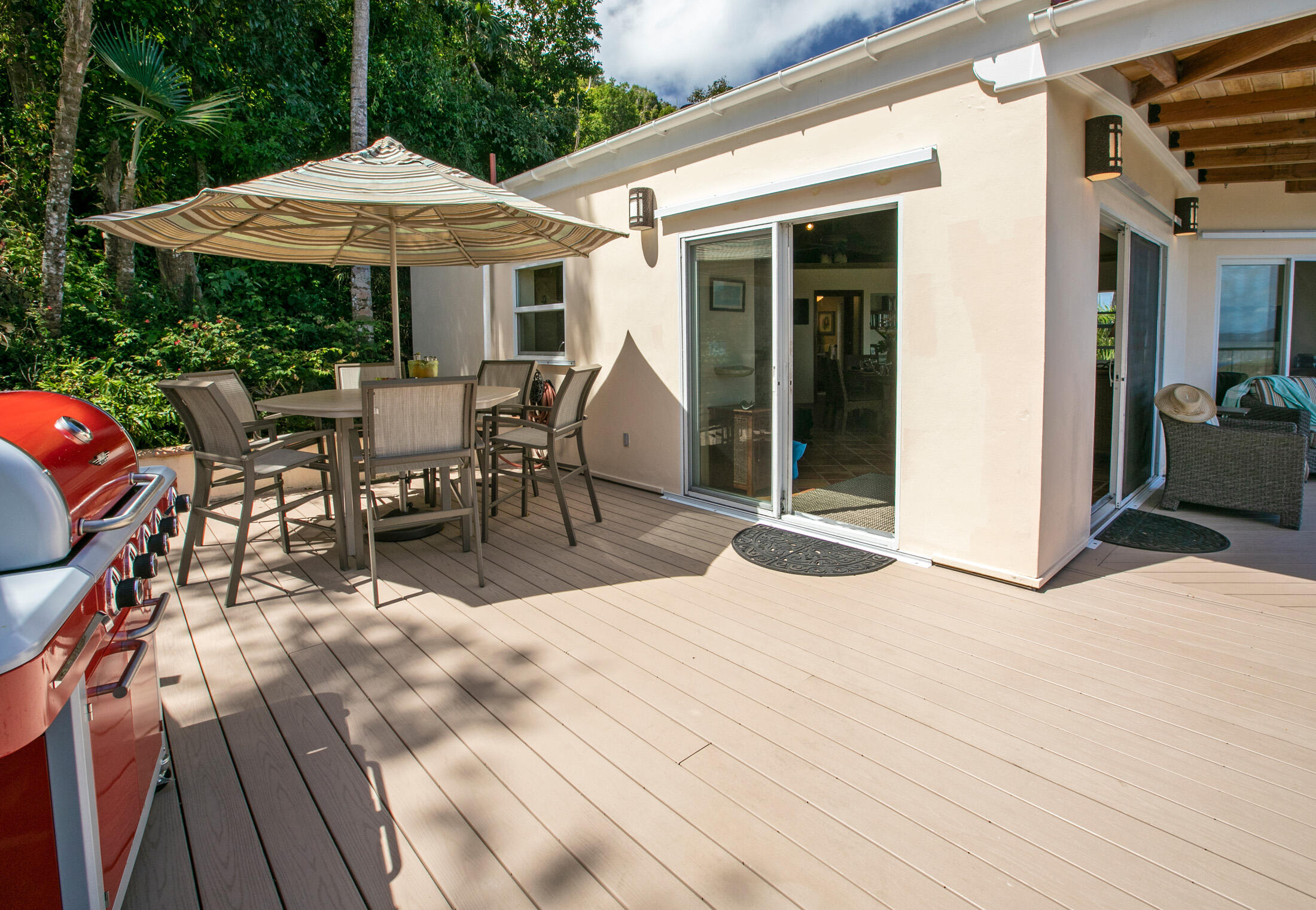 10-30C-4 Carolina, St John