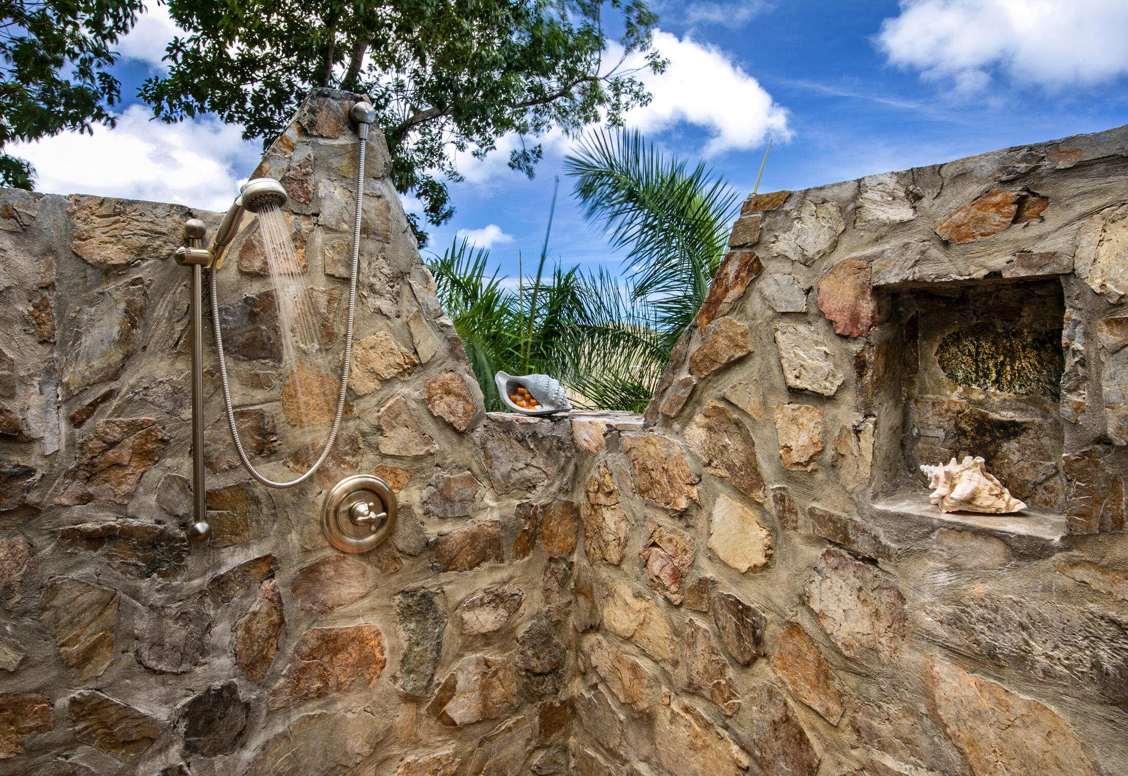 10-30C-4 Carolina, St John