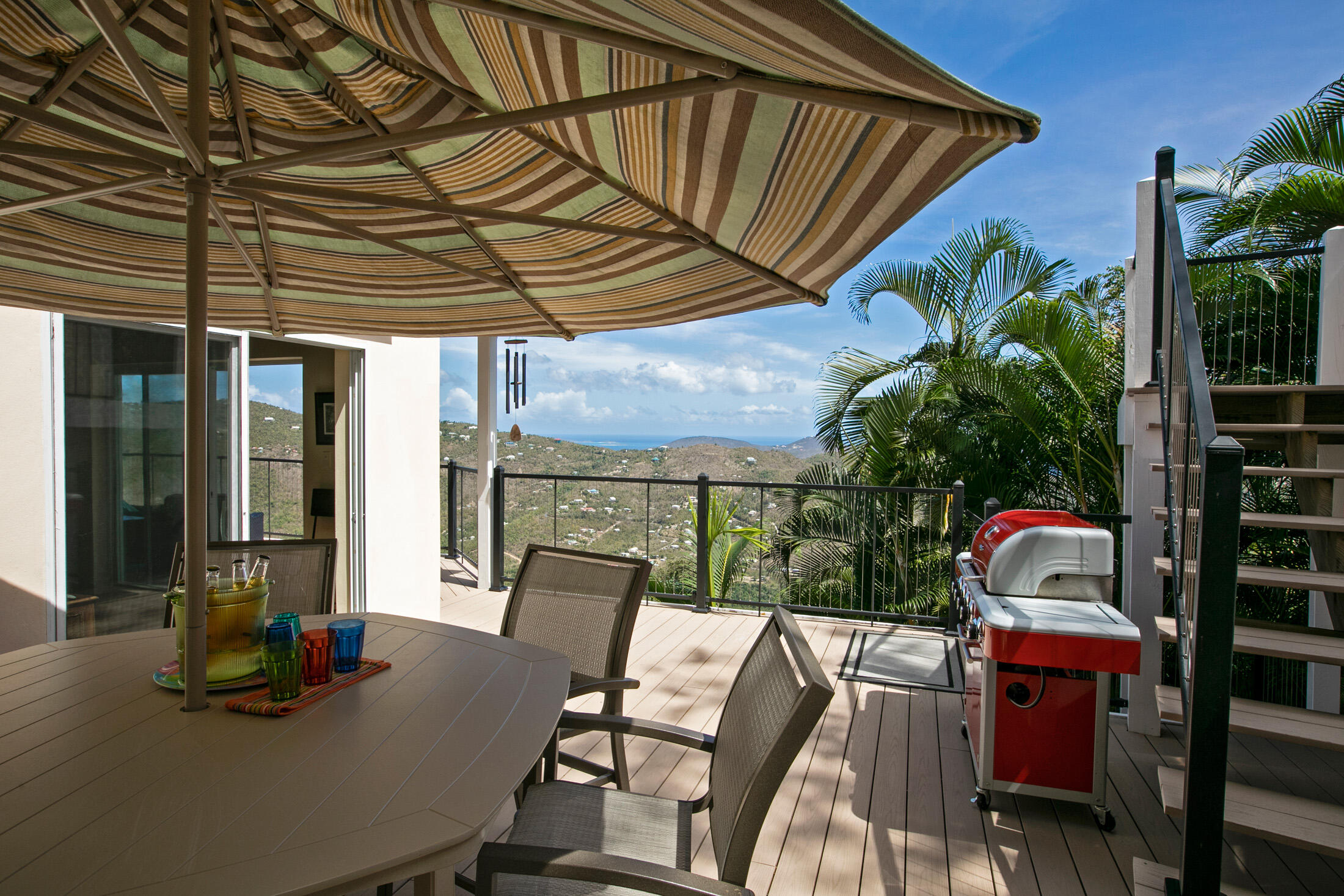 10-30C-4 Carolina, St John