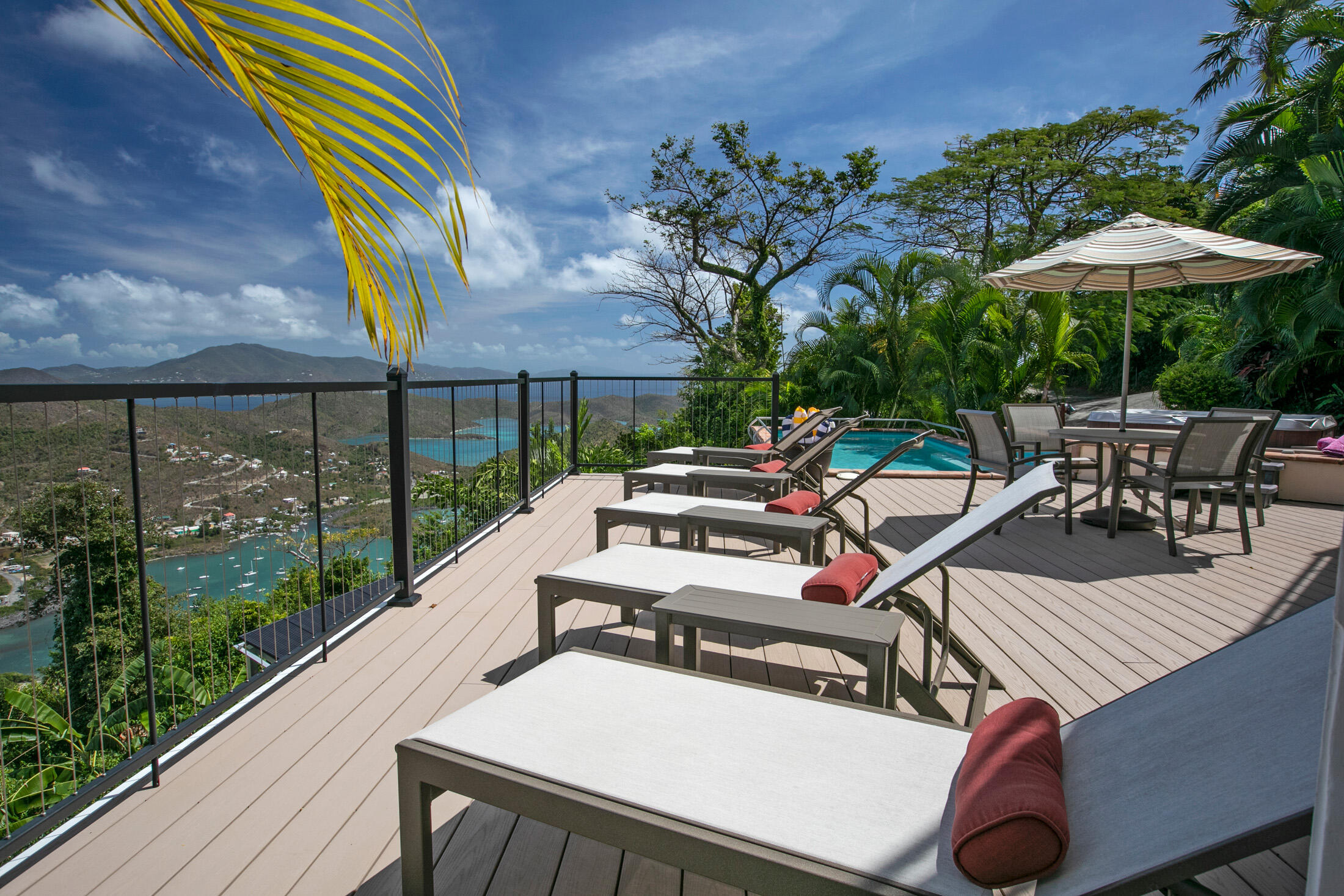 10-30C-4 Carolina, St John