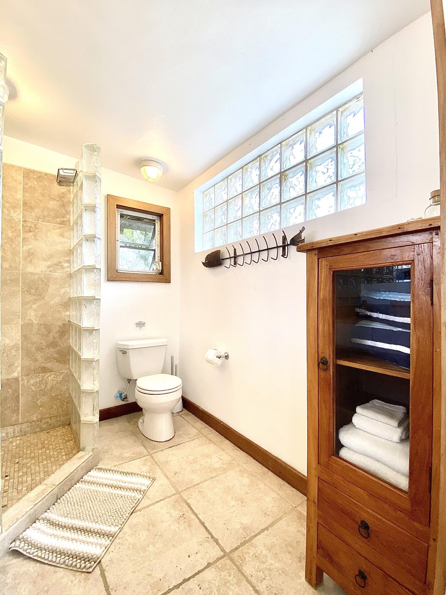 1-HB-2 Carolina, St John