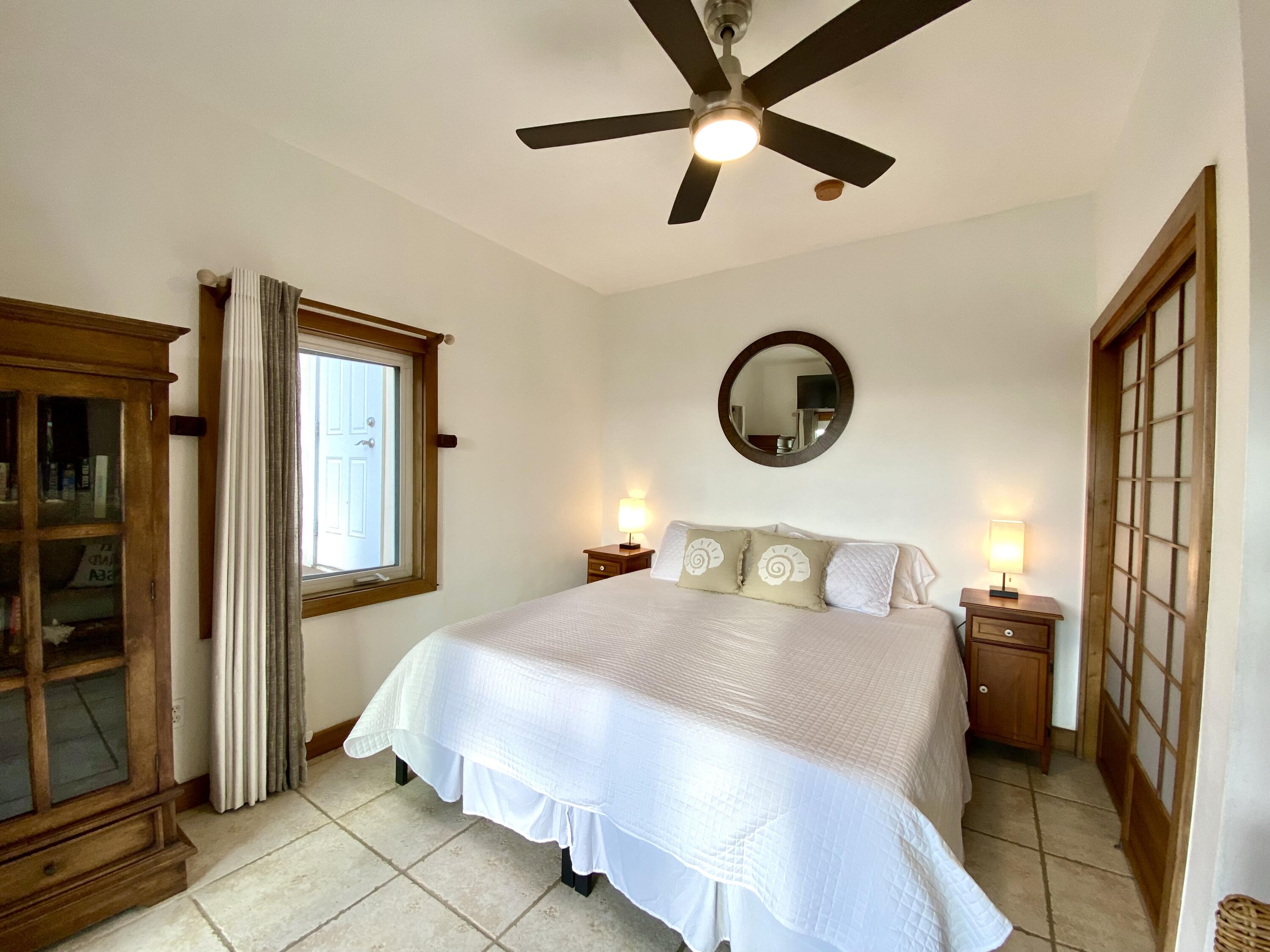 1-HB-2 Carolina, St John