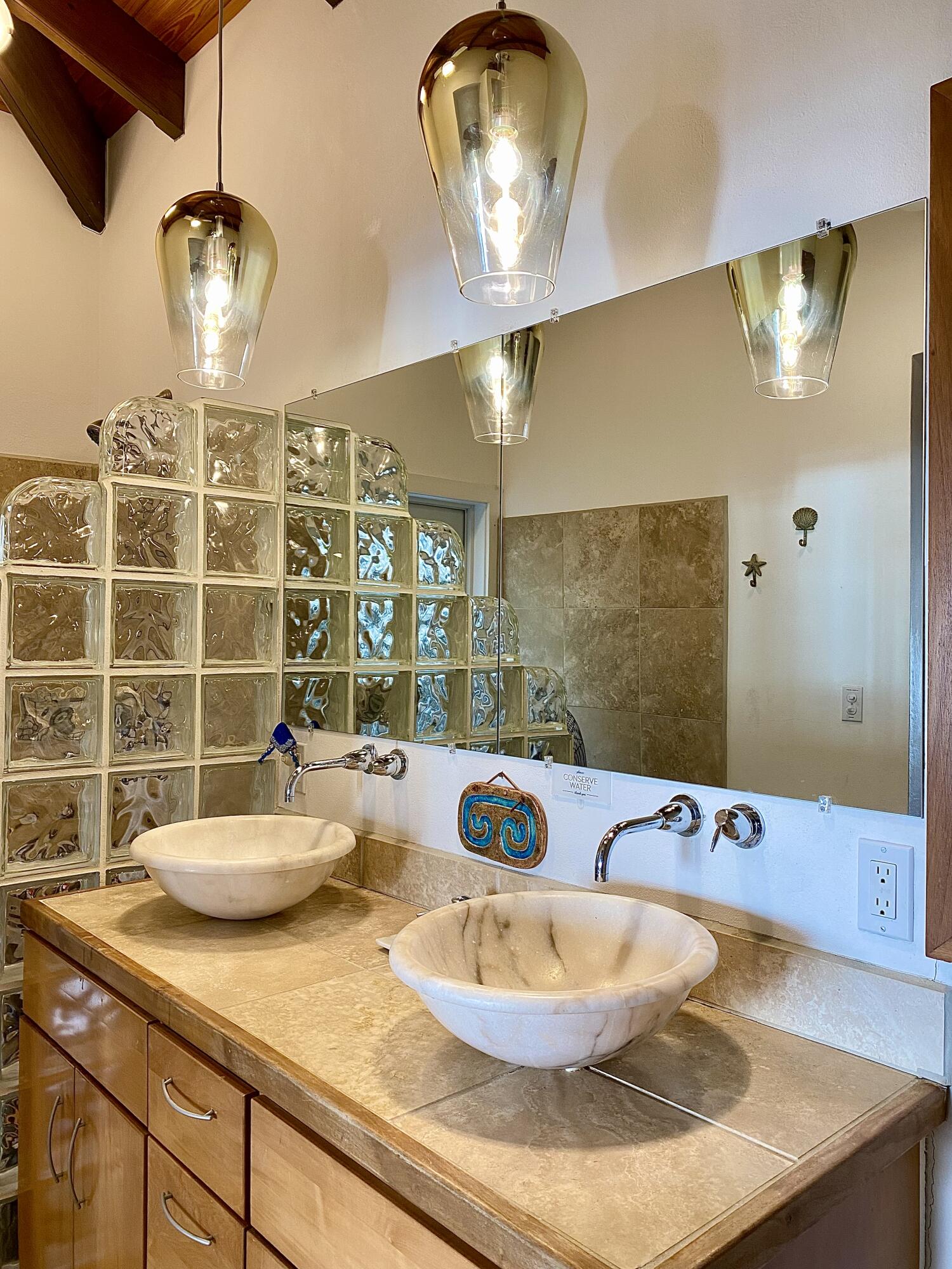 1-HB-2 Carolina, St John