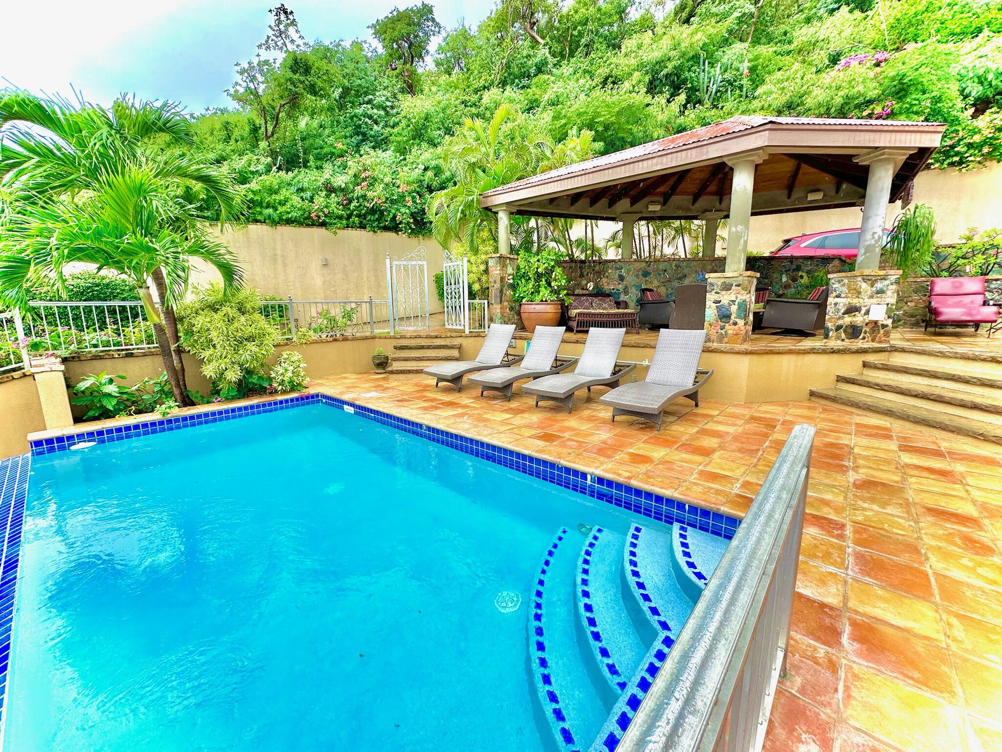 15B-2 Fortsberg, St John